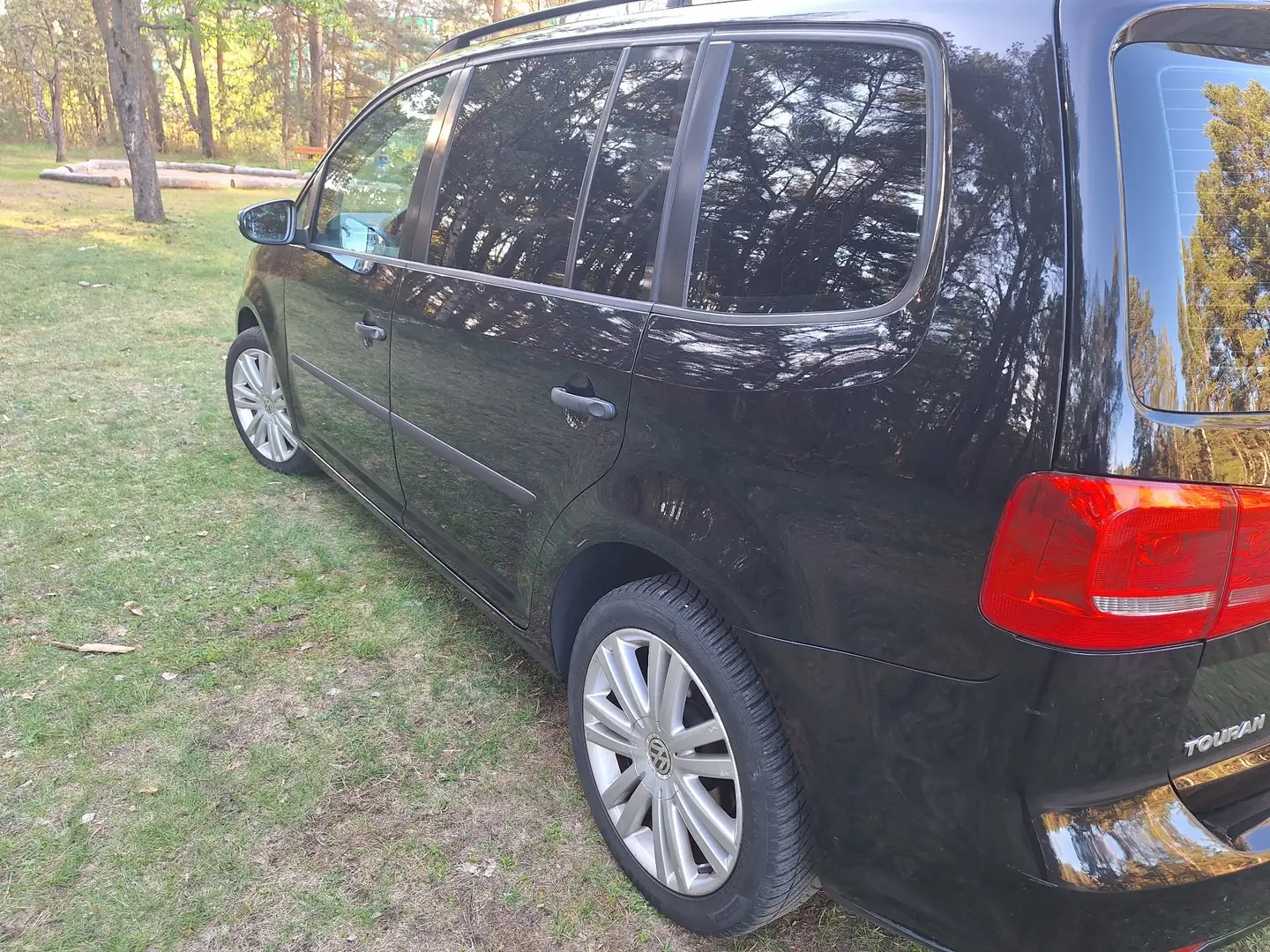 Volkswagen Touran 1.4 TSI EcoFuel DSG Trendline - 2