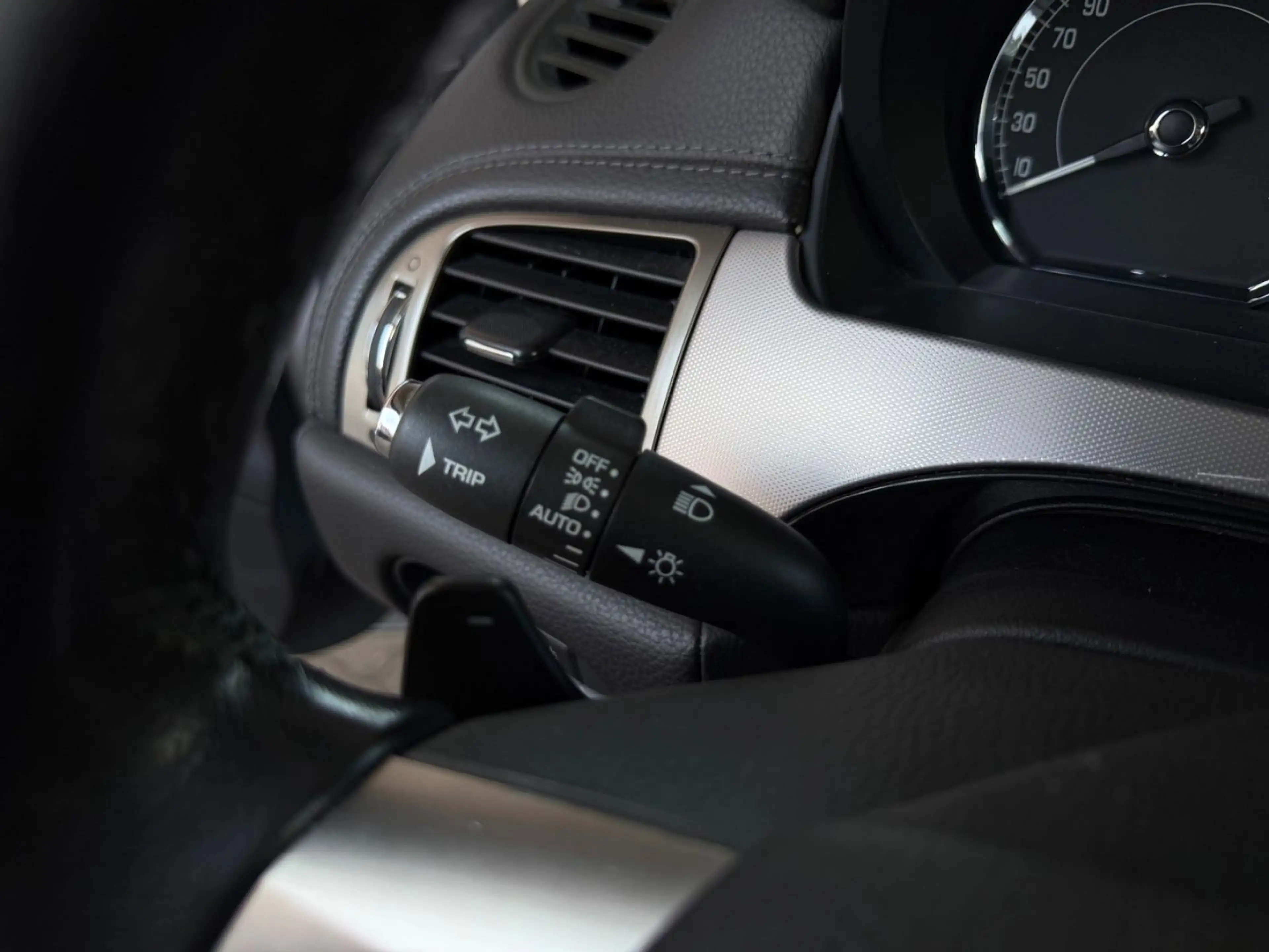 Jaguar XK 4.2 Coupe XENON/NAVI/LEDER/KEYLESS/MEMORY/BT — photo 15