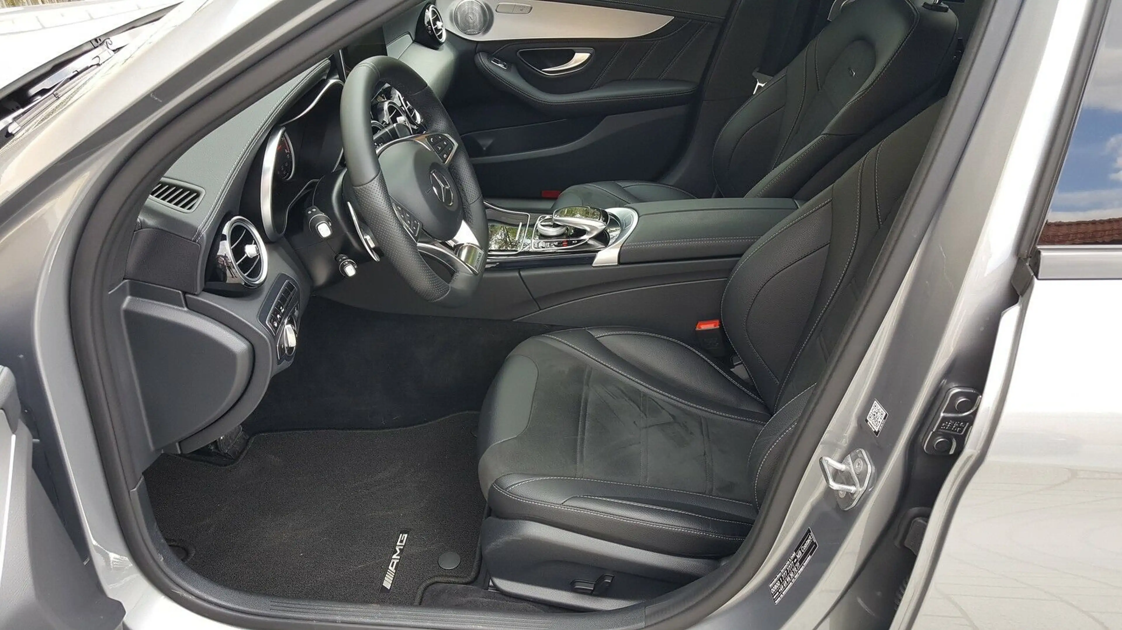 Mercedes-Benz C 63 AMG PANORAMA BURMESTER 31.850 km — photo 9