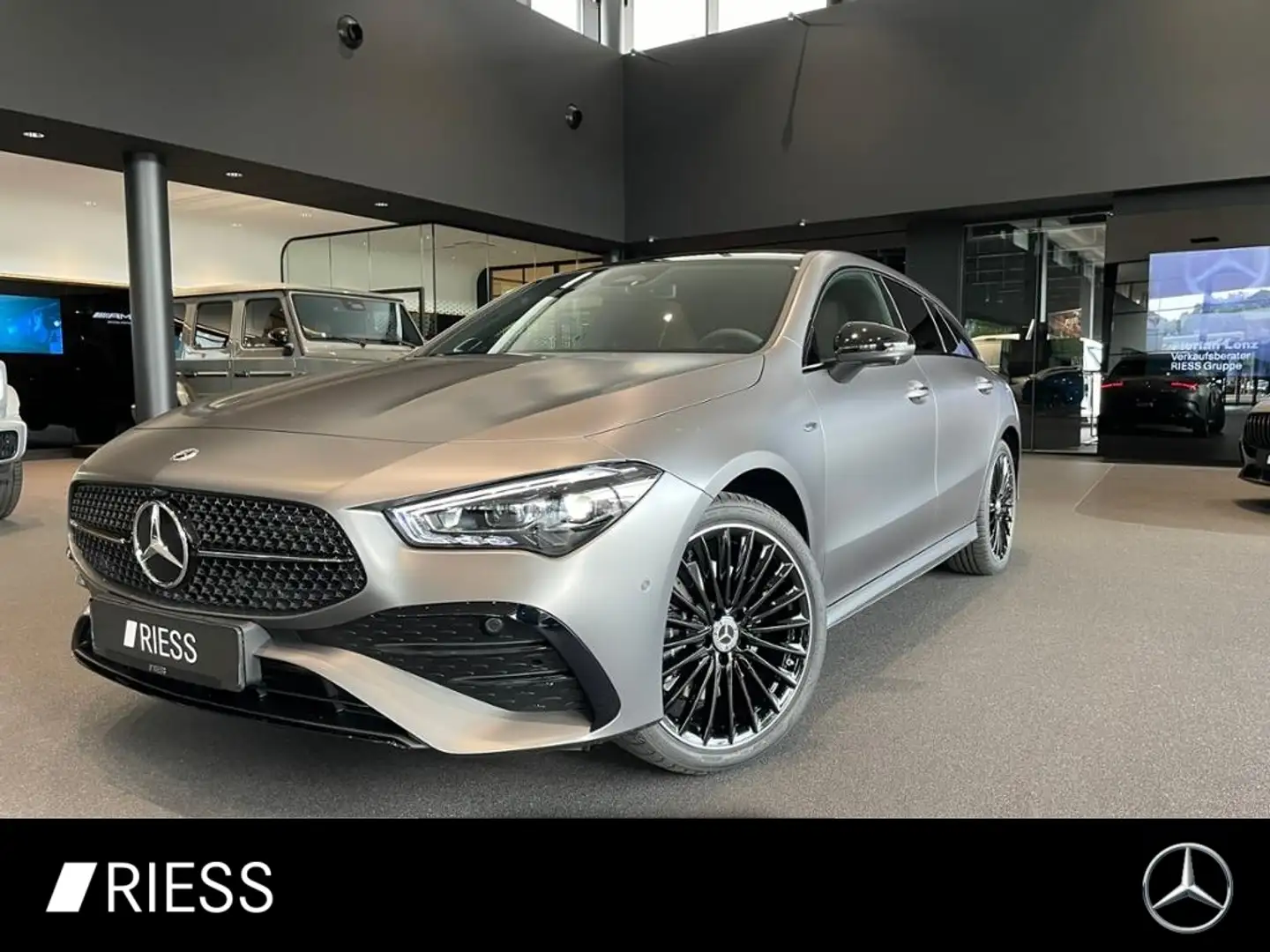 Mercedes-Benz CLA 250 e SB AMG+PANO+AHK+DISTR+HUD+MULTIB+KEYL+ Grau - 1