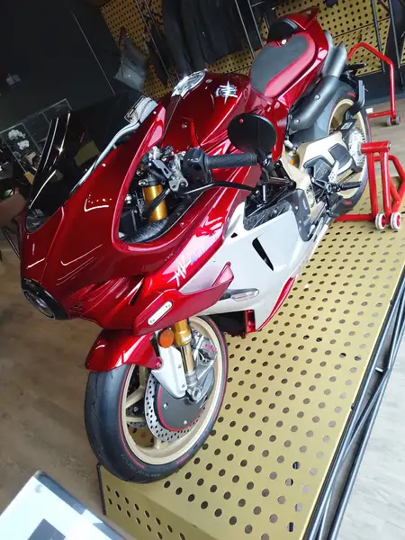 MV Agusta 1000 Ago - foto 6