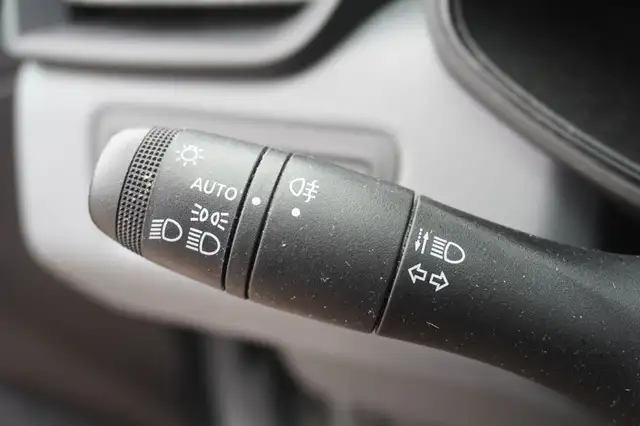 Renault Clio view 14