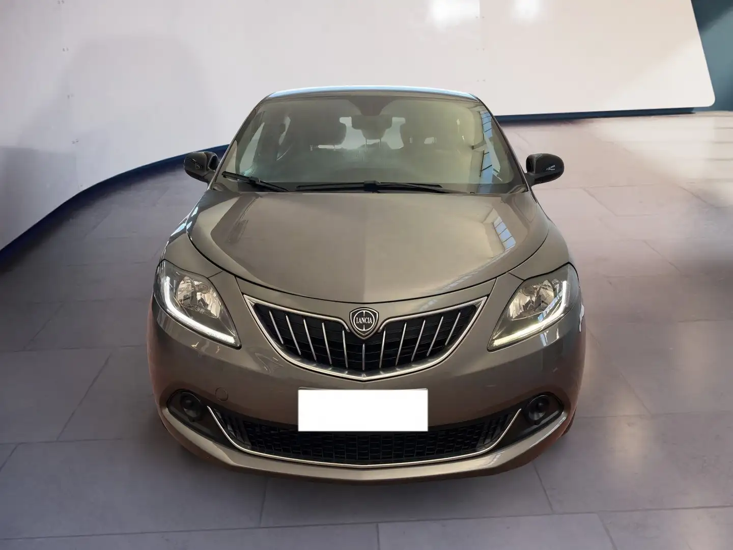 Lancia Ypsilon III 2021 1.0 hybrid Silver s&s 70cv Grigio - 1