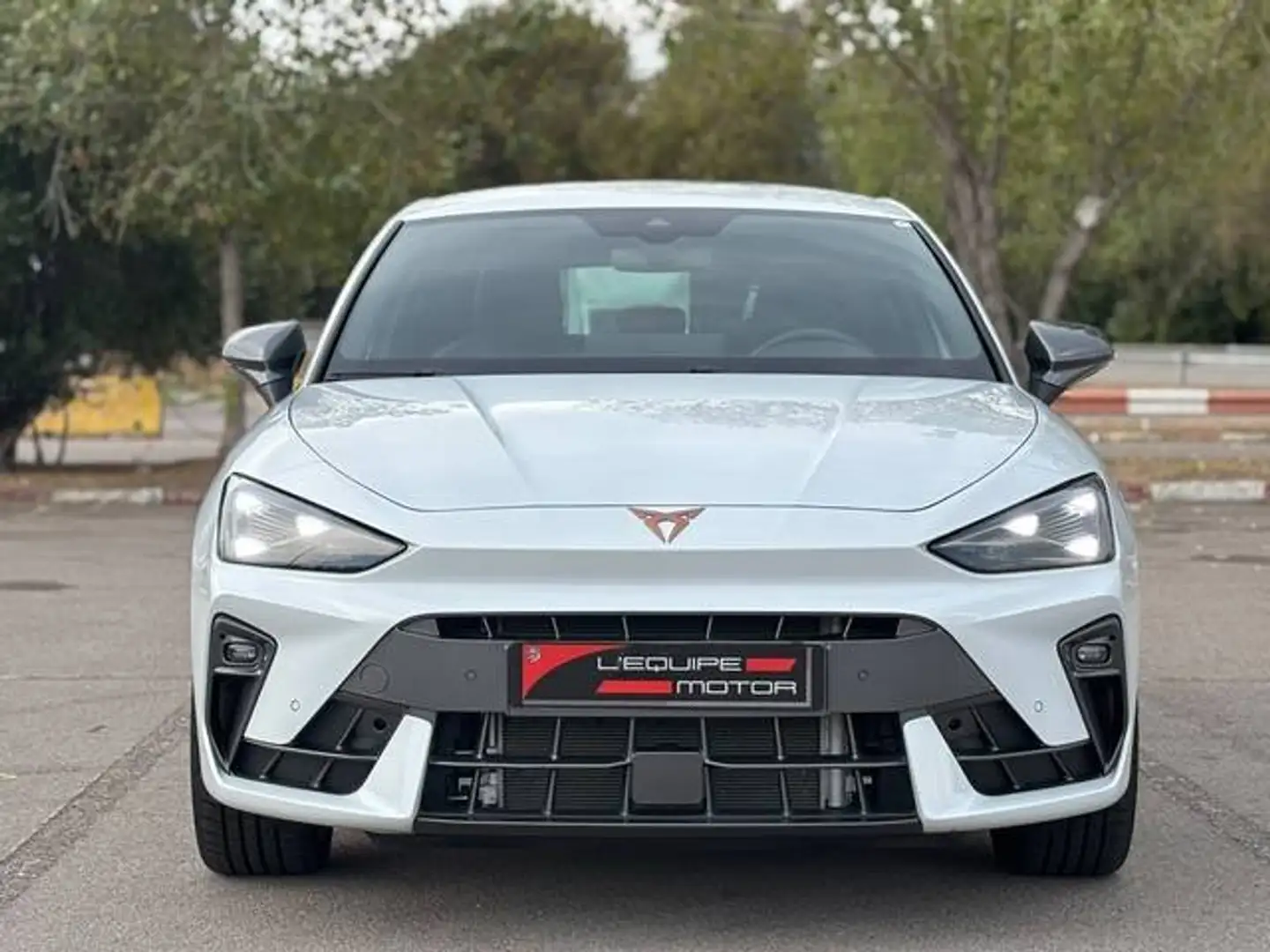 CUPRA Leon 1.5 eTSI 110 DSG Blanco - 2