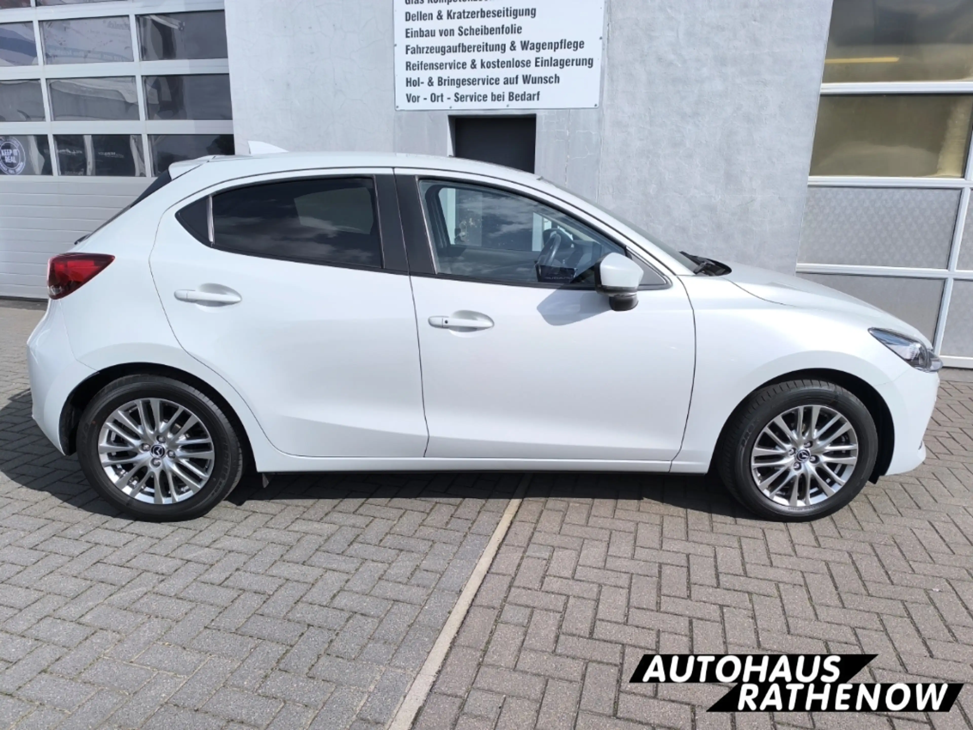 Mazda 2 Sports-Line Vollausstattung MATRIX LED 360° KAMERA — photo 8