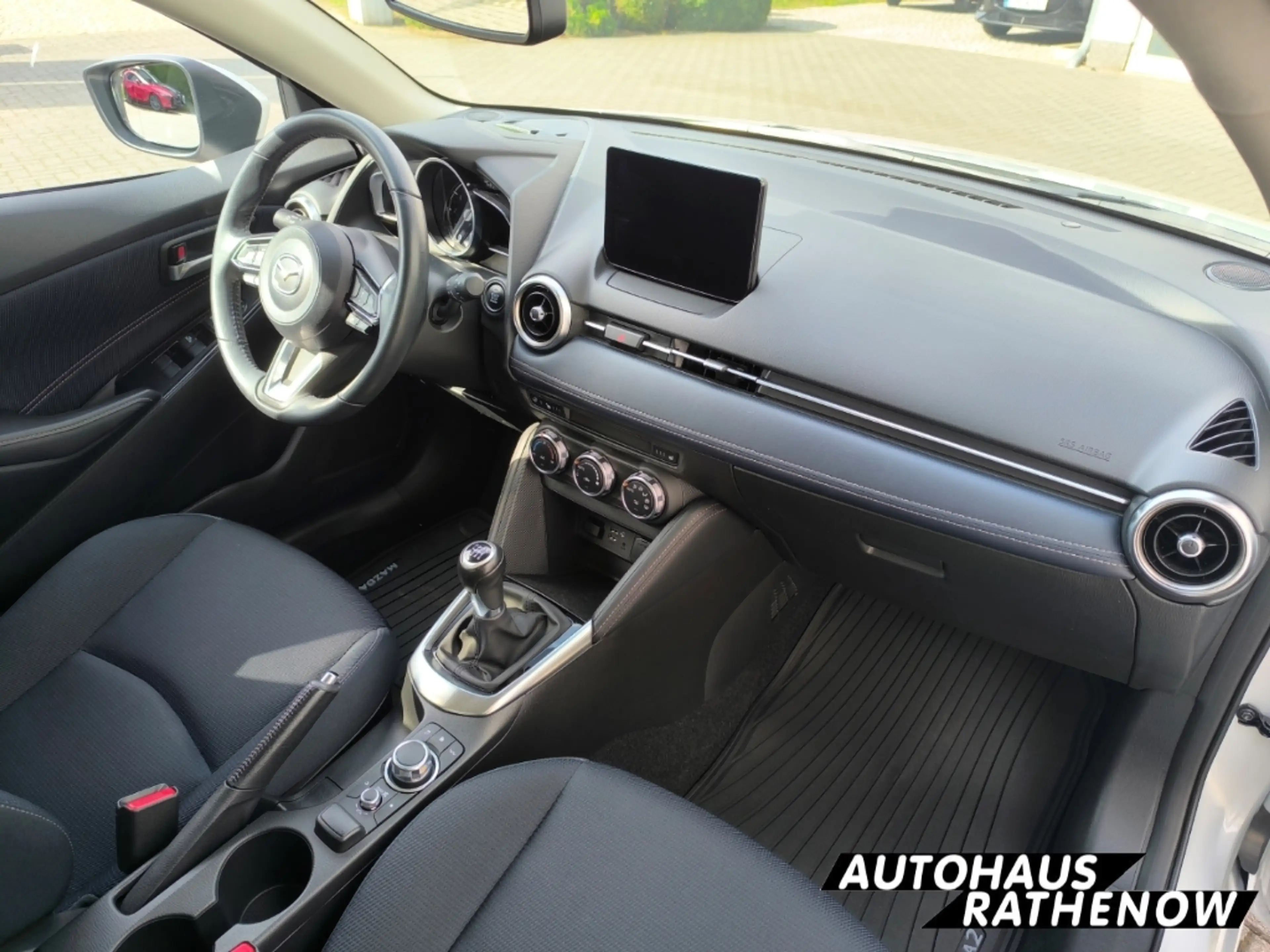 Mazda 2 Sports-Line Vollausstattung MATRIX LED 360° KAMERA — photo 9