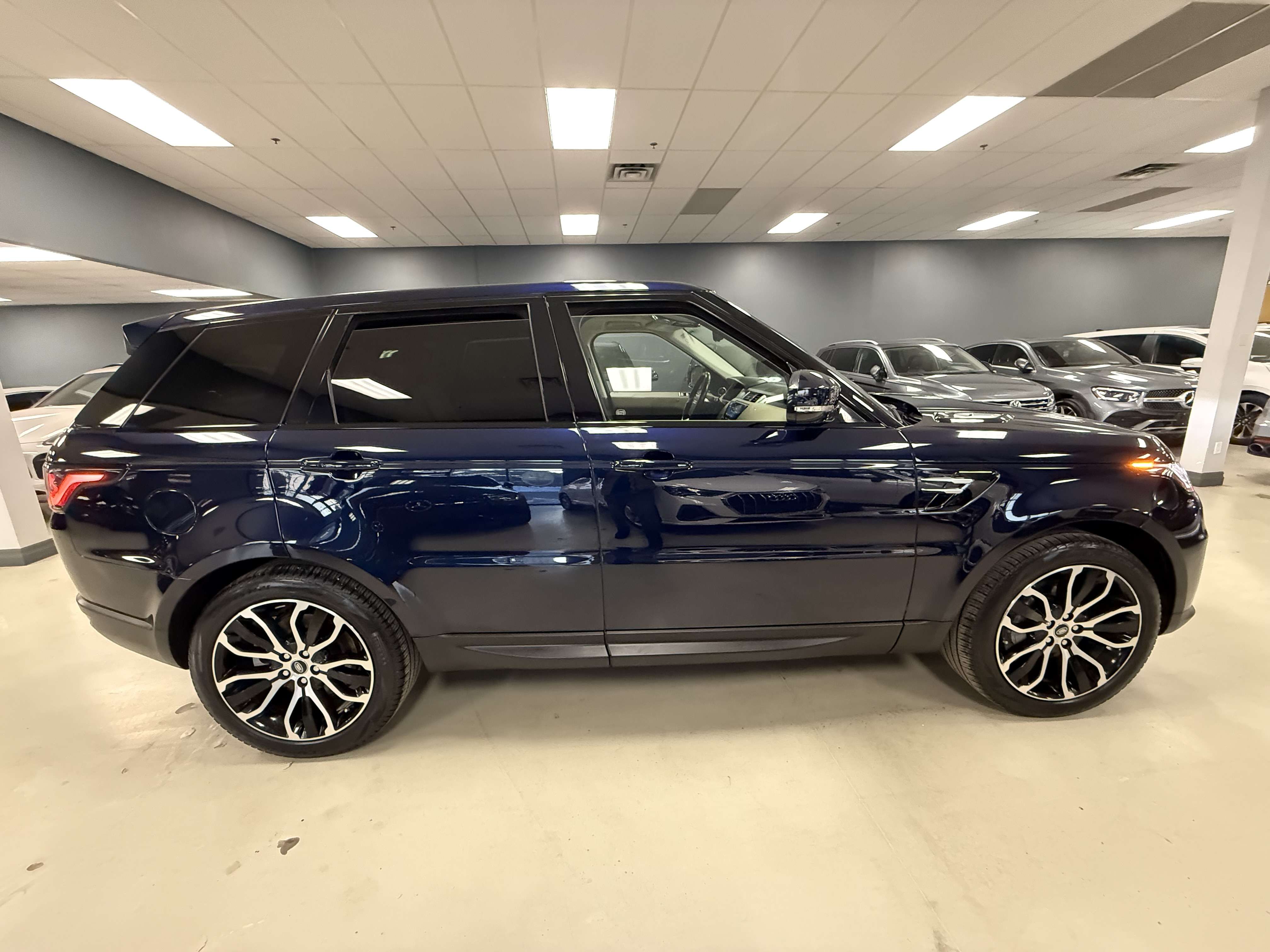 2022 Land Rover Range Rover Sport SE thumb 6