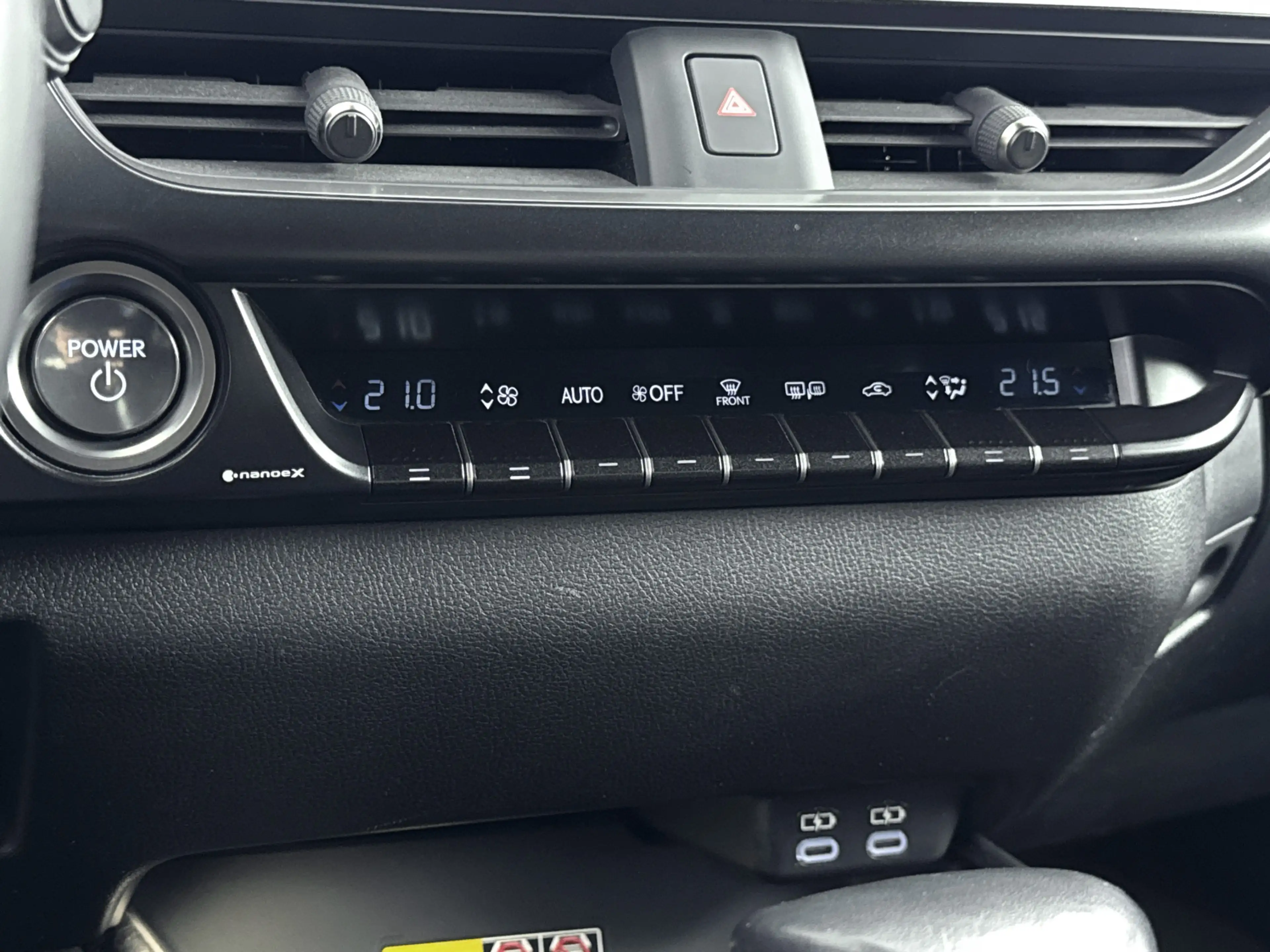 Lexus UX 250h F Sport Design | Carplay | Stoelverwarming | Adapt — photo 9