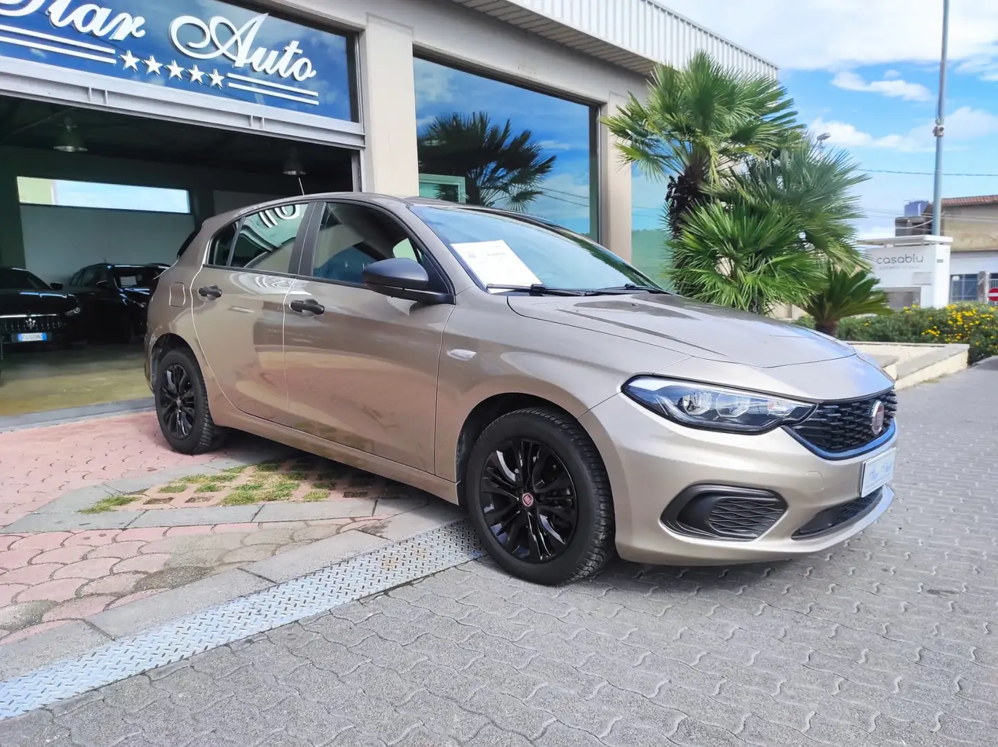 Fiat Tipo Tipo 5 porte II 2016 5p 1.3 mjt Street s Bronzo - 2