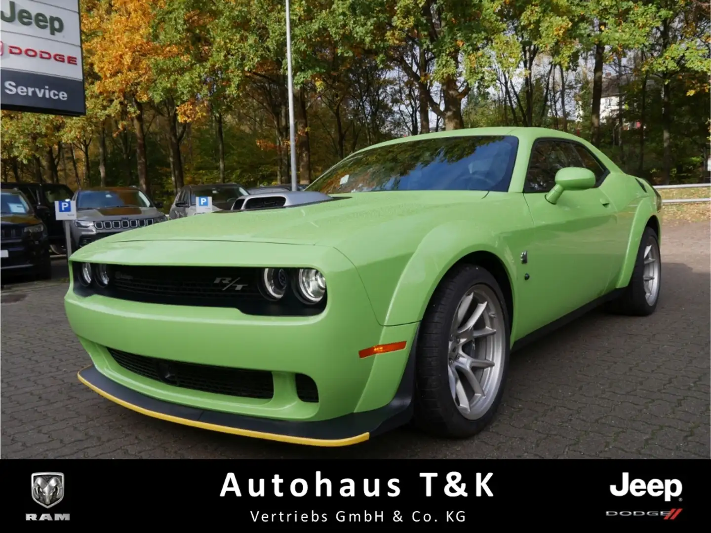Dodge Challenger Scat Pack Swinger Widebody 6.4L V8 MY23 Last Call Verde - 1