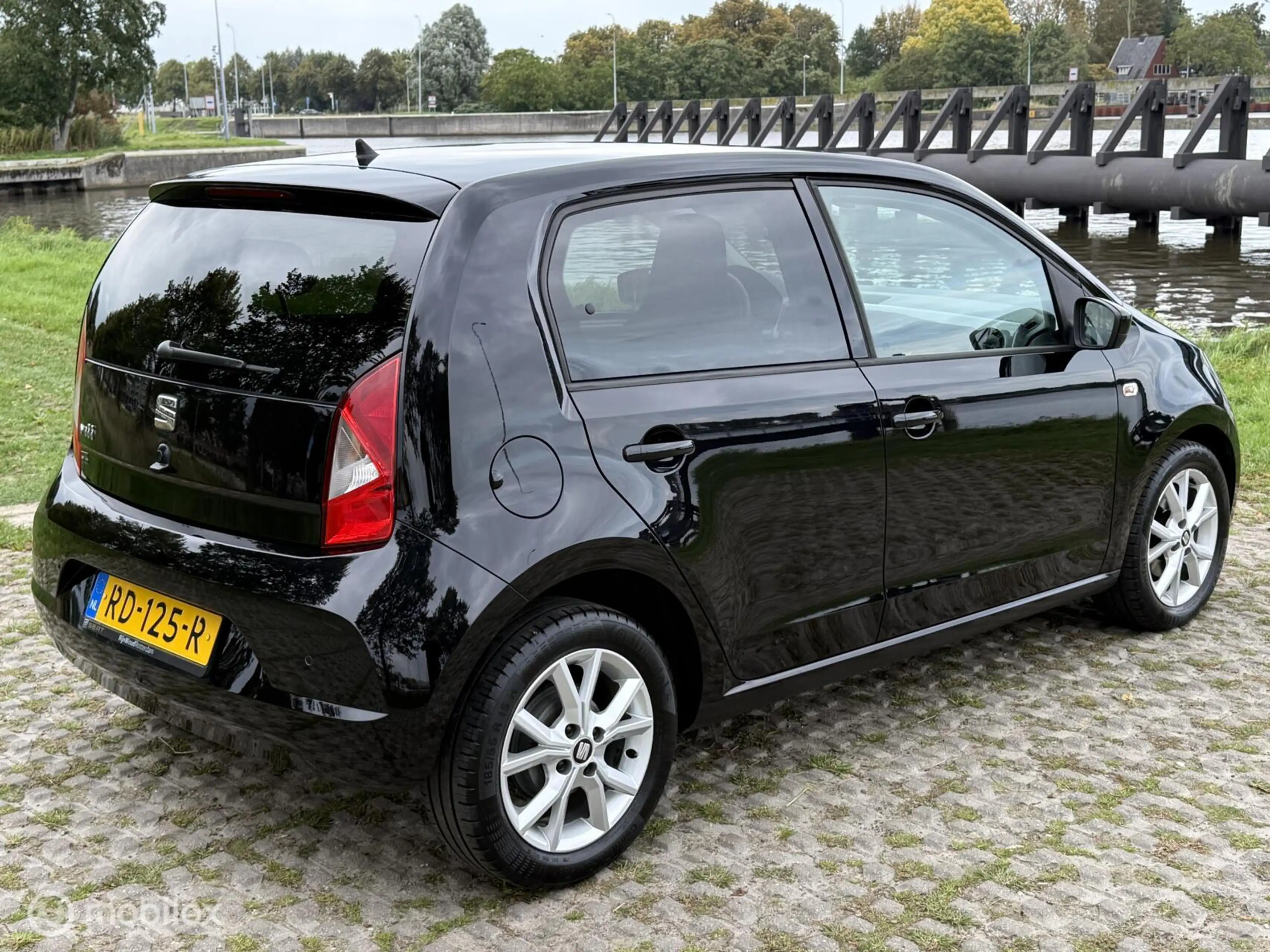 SEAT Mii 1.0 Sport Intense 5-Drs Led Cruise PDC Airco LMV — photo 12