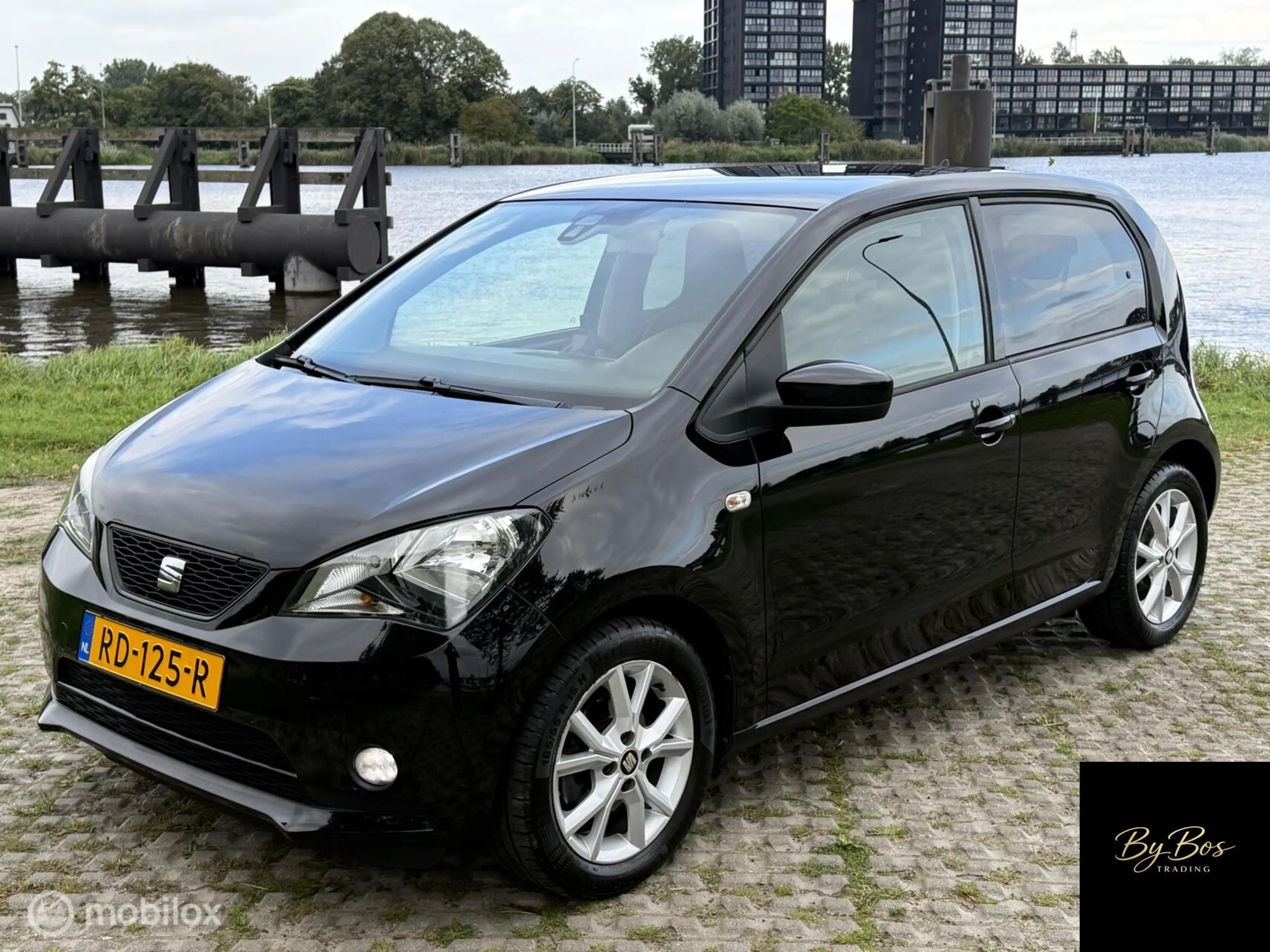 SEAT Mii 1.0 Sport Intense 5-Drs Led Cruise PDC Airco LMV