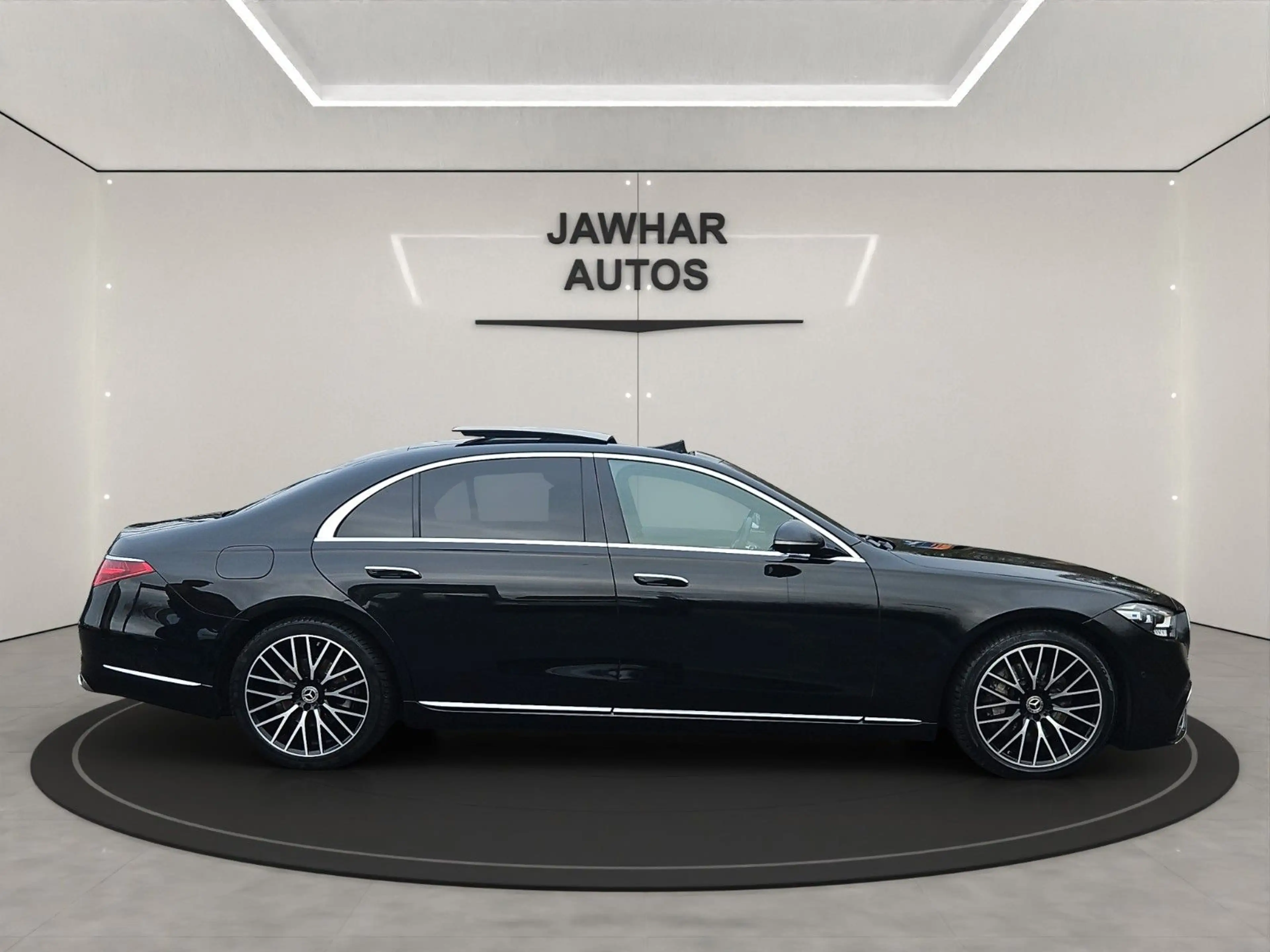 Mercedes-Benz S 400 d 4Matic L *AMG*PANO*360°*HUD*S63 * — photo 4