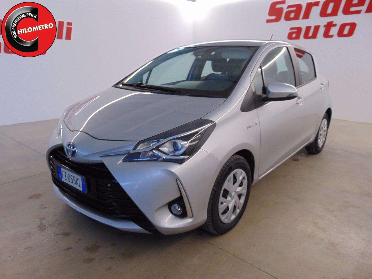 Toyota Yaris 1.5 Hybrid 5 porte Business