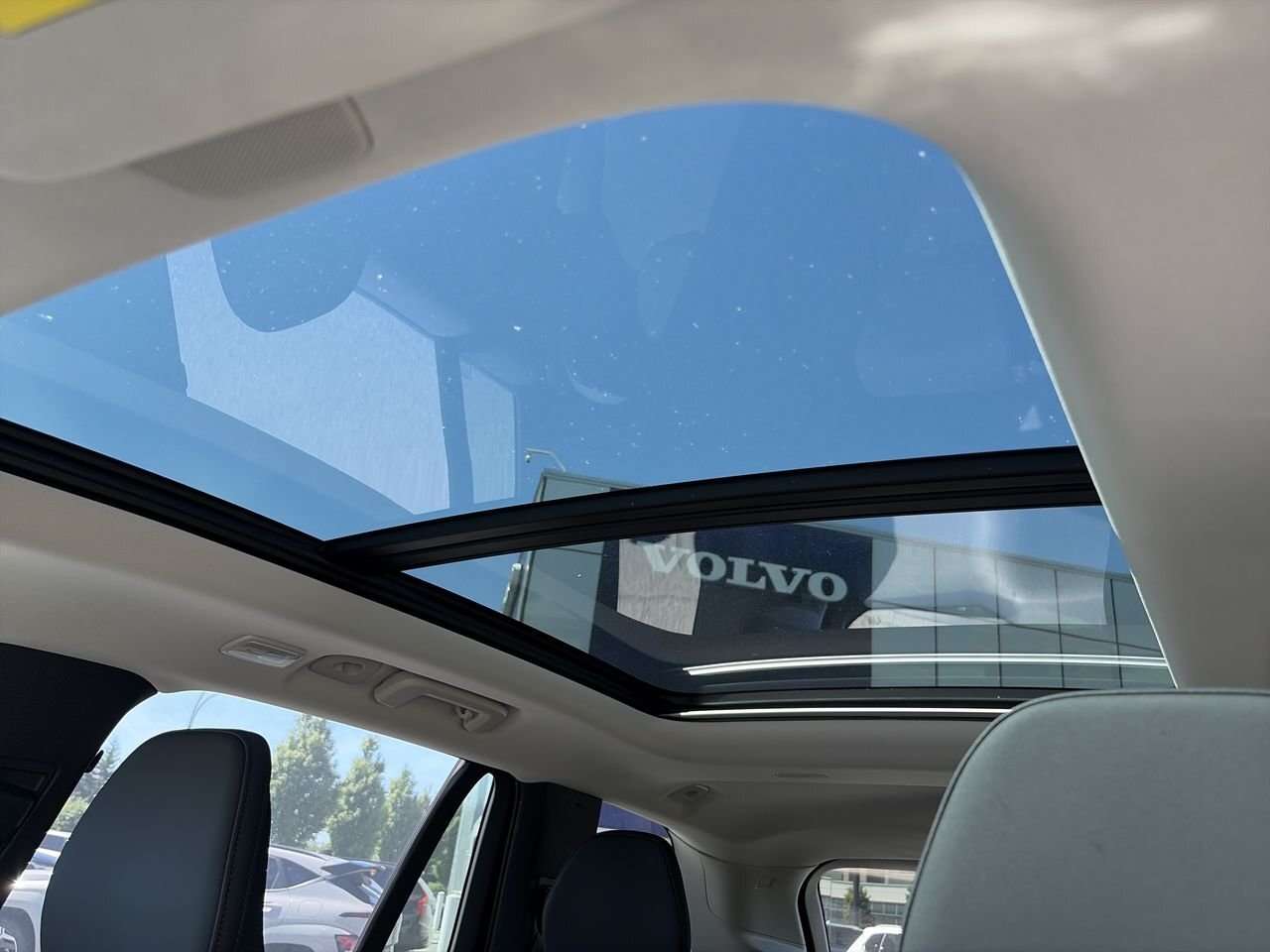2026 Volvo XC90 B6 AWD Plus Bright Theme 7-Seater Accident-Free | thumb 29