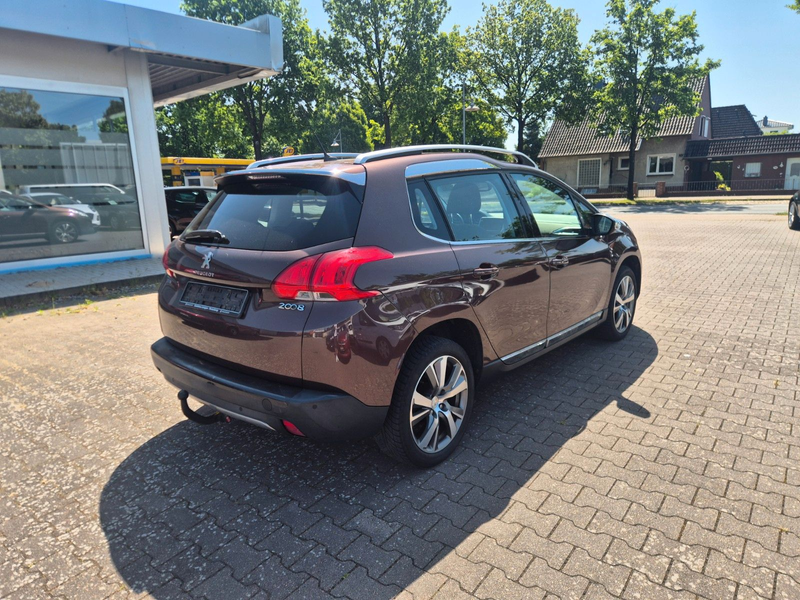 Peugeot 2008 Allure Navi/Teilleder/AHK/Euro6 — photo 4
