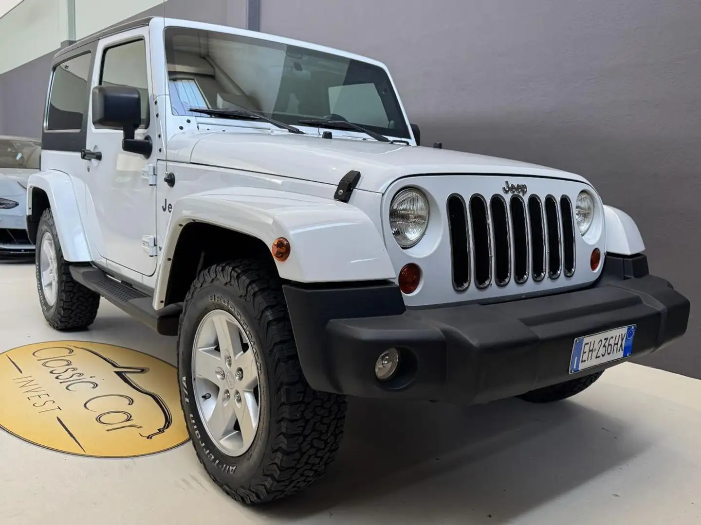 Jeep Wrangler 2.8 CRD DPF Sahara Auto Bianco - 1