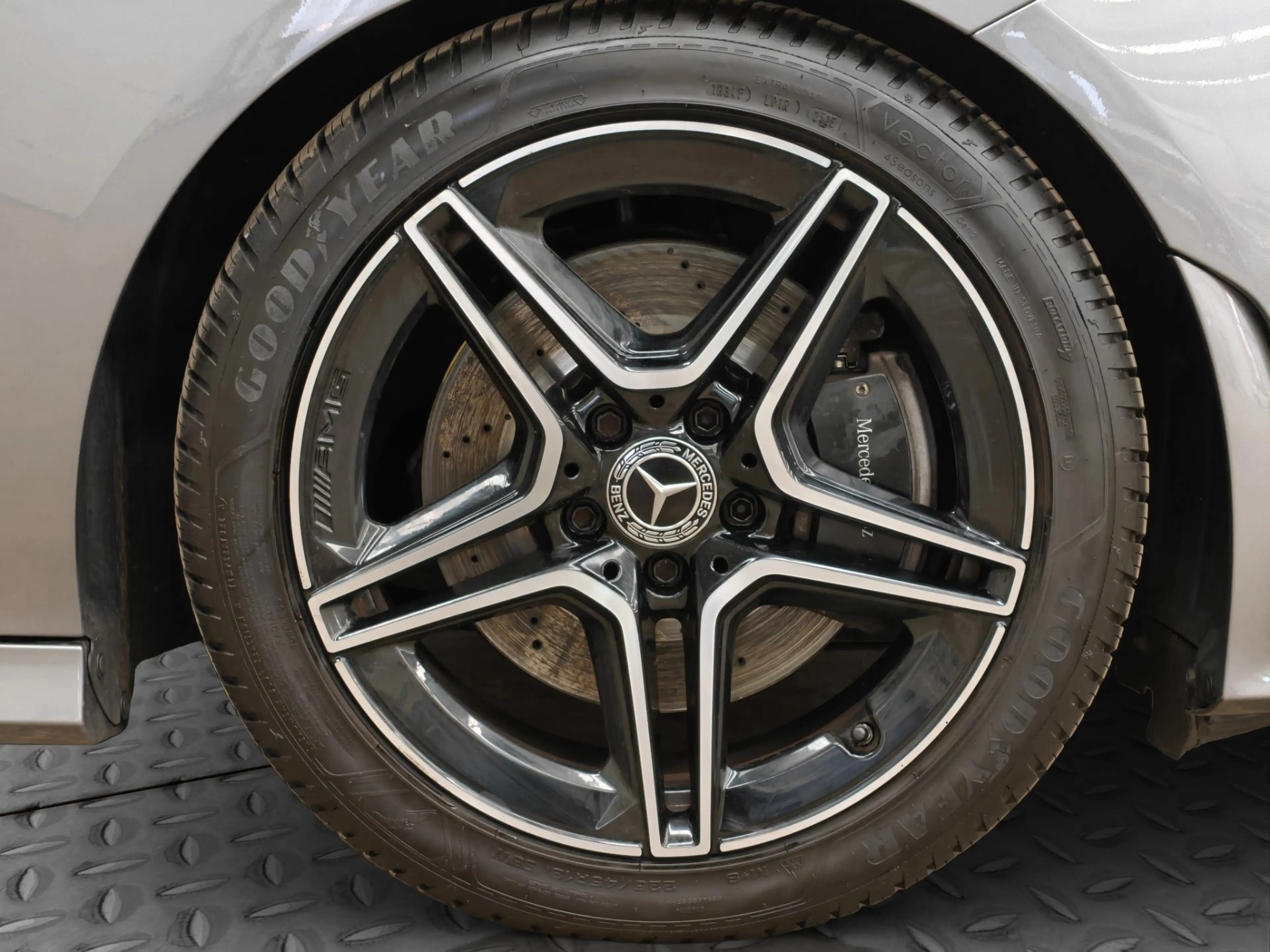Mercedes-Benz CLA 200 Shooting Brake AMG|Pano|ACC|Trekh|Memory|1e Eigena — photo 15