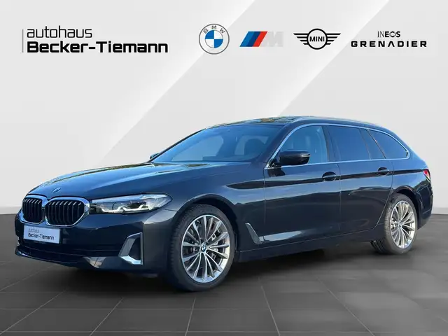 Bmw 530 d Touring Luxury Line*19 ZOLL*PANO*HUD*RFK