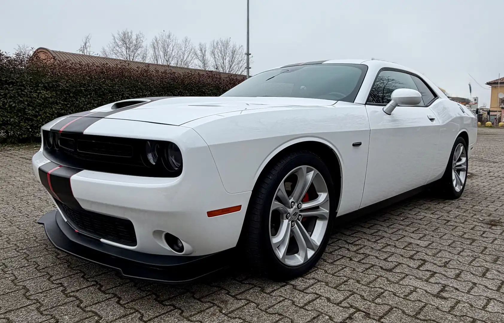 Dodge Challenger 5.7 V8 R/T 375cv at8 - 2