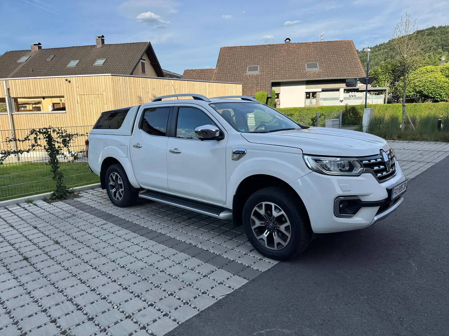 Renault Alaskan Alaskan DK Twin-Turbo dCi 190 Aut. 4WD Intens Intens Weiß - 2
