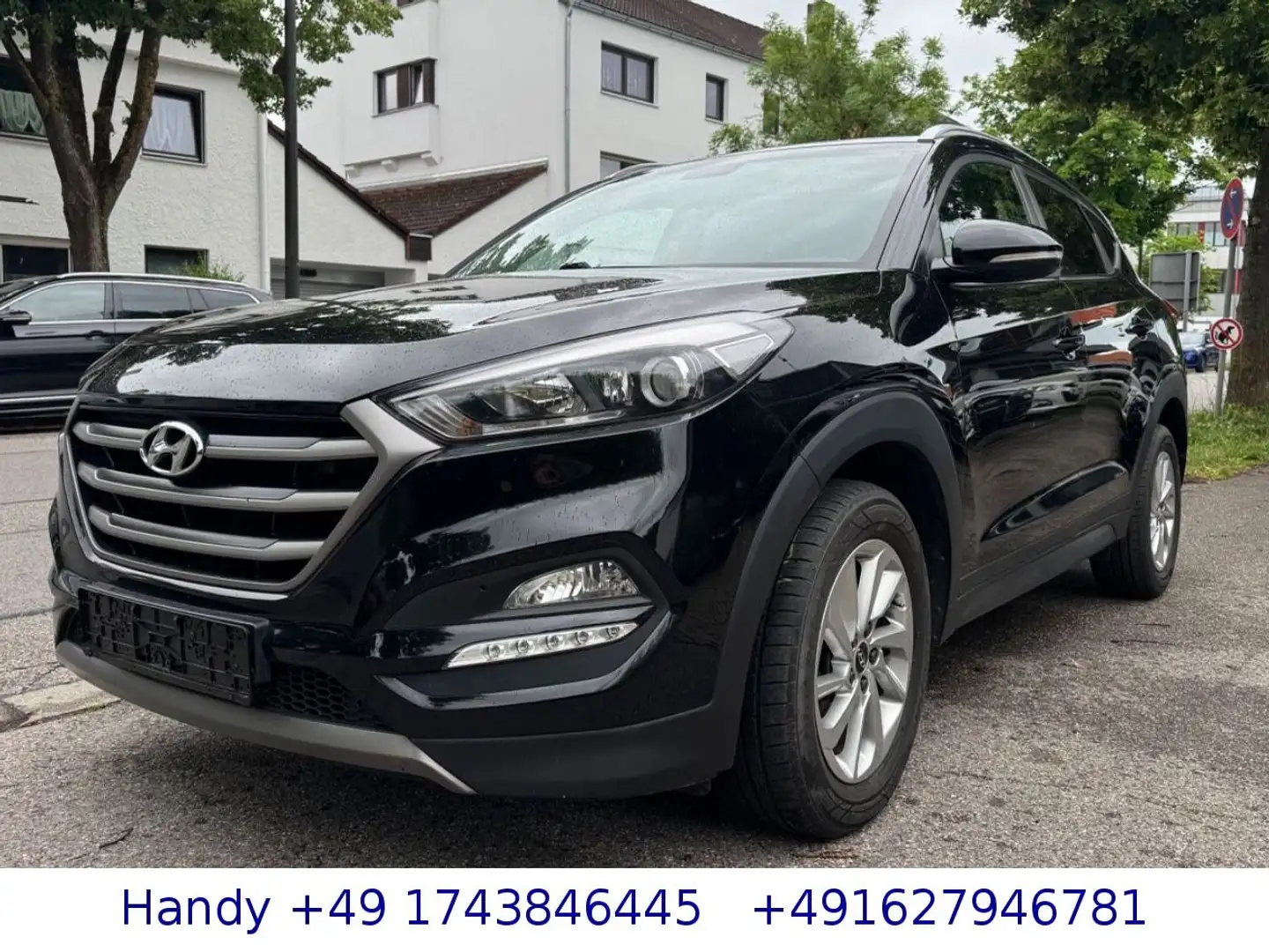 Hyundai TUCSON 1.7 CRDi blue Trend 2WD/EURO6/SHZ/LHZ/PDC Noir - 1