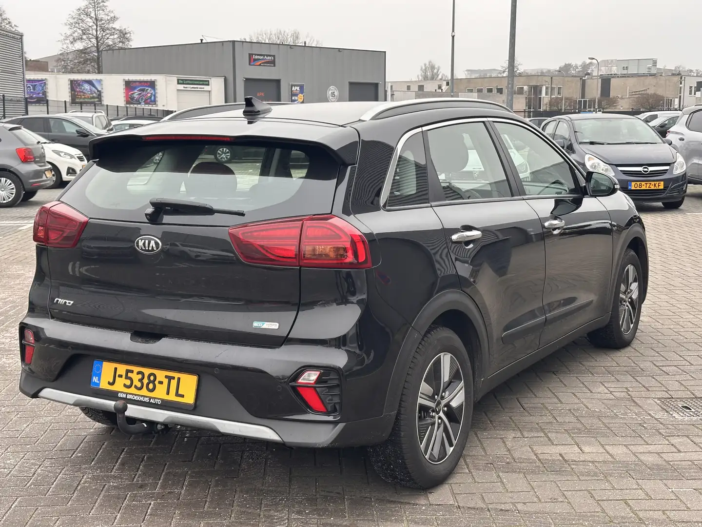 Kia Niro 1.6 GDi Hybrid DynamicLine Trekhaak | Stoelverwarm Noir - 2