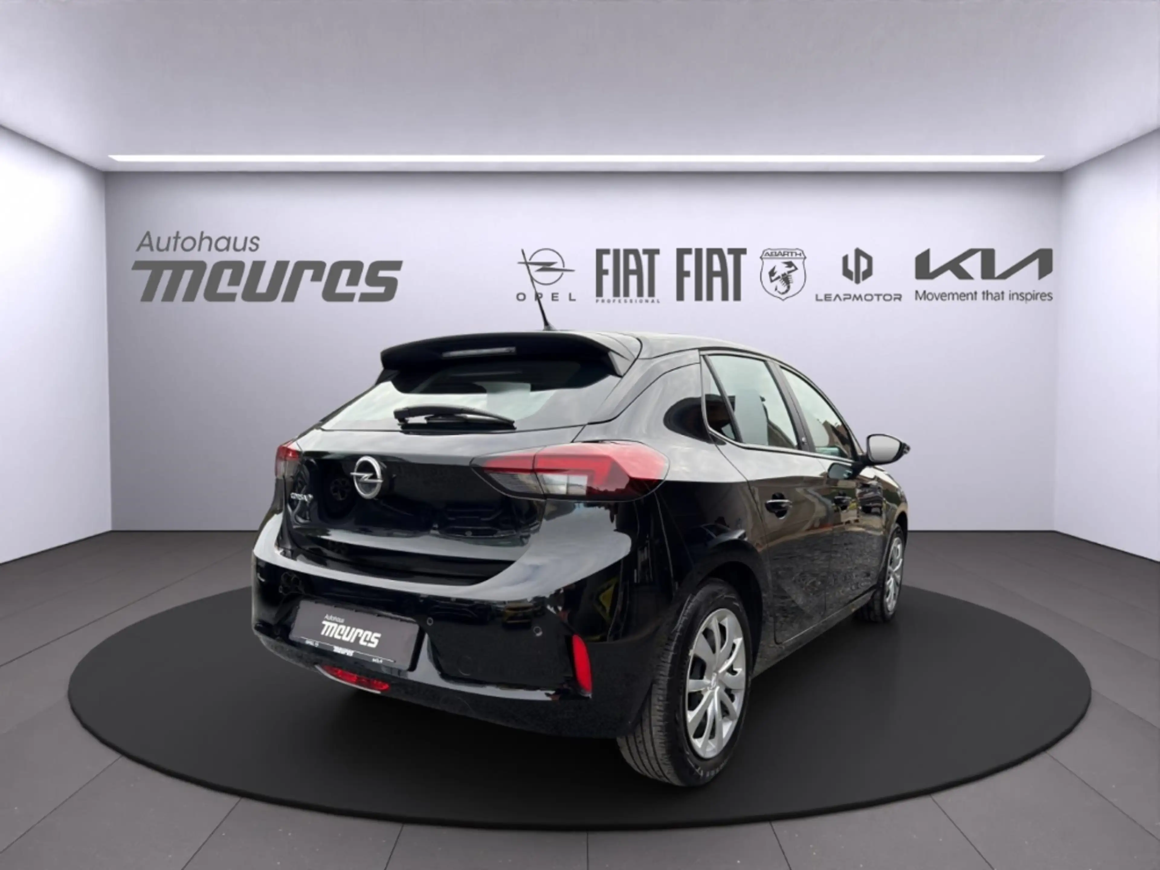 Opel Corsa-e Edition Apple CarPlay Klimaautom Keyless Start PDC — photo 4