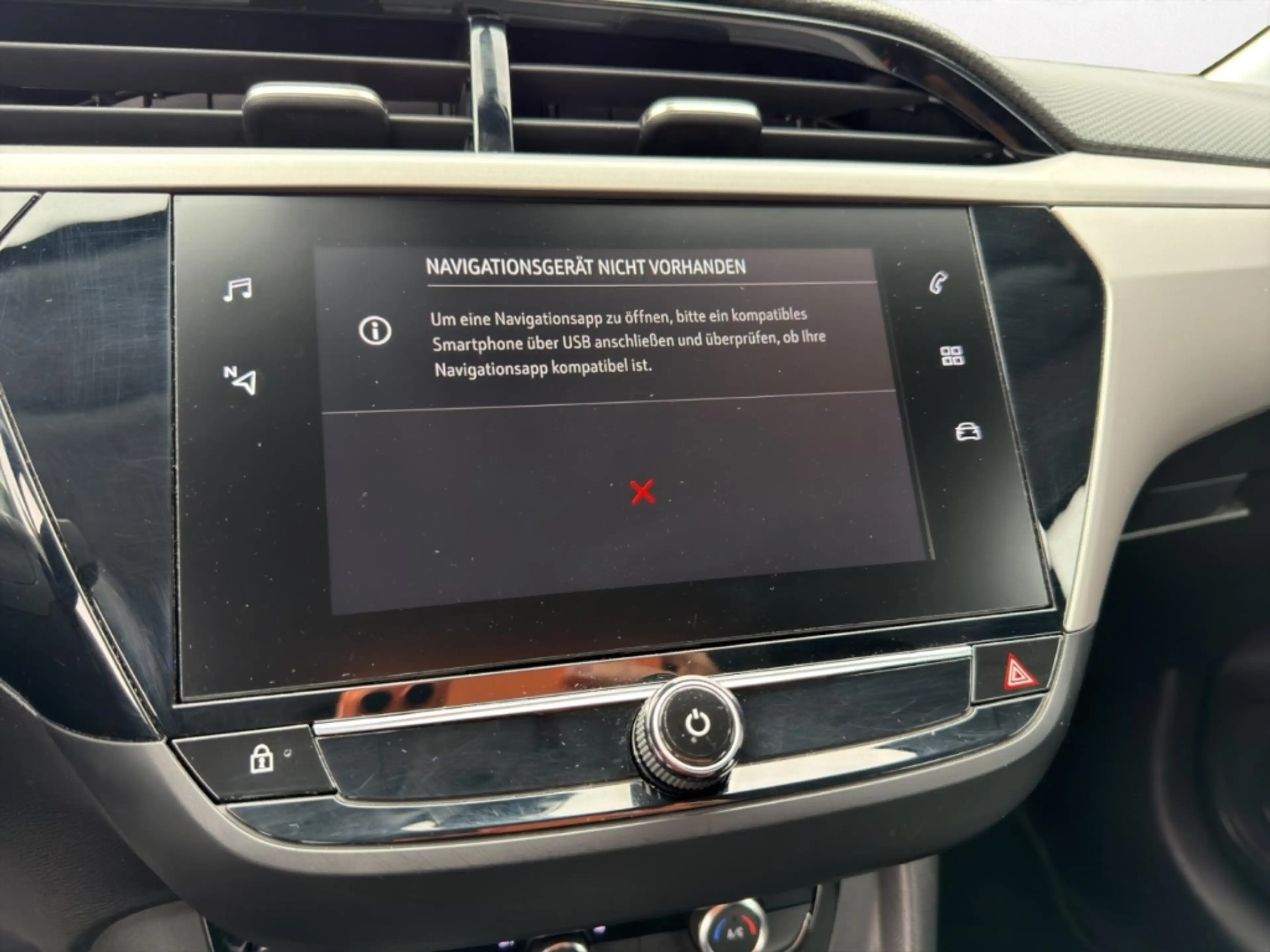 Opel Corsa-e Edition Apple CarPlay Klimaautom Keyless Start PDC — photo 11