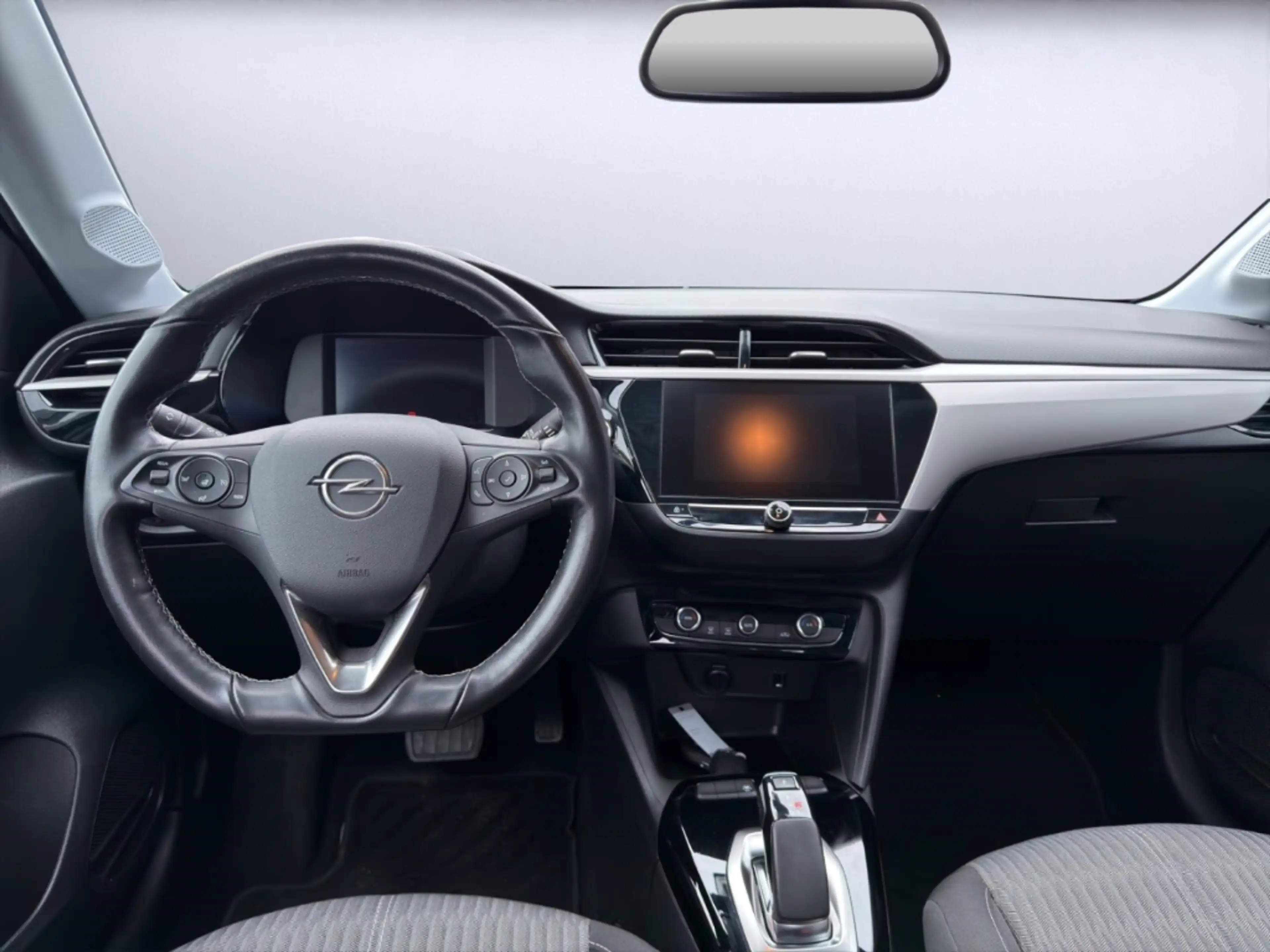 Opel Corsa-e Edition Apple CarPlay Klimaautom Keyless Start PDC — photo 10