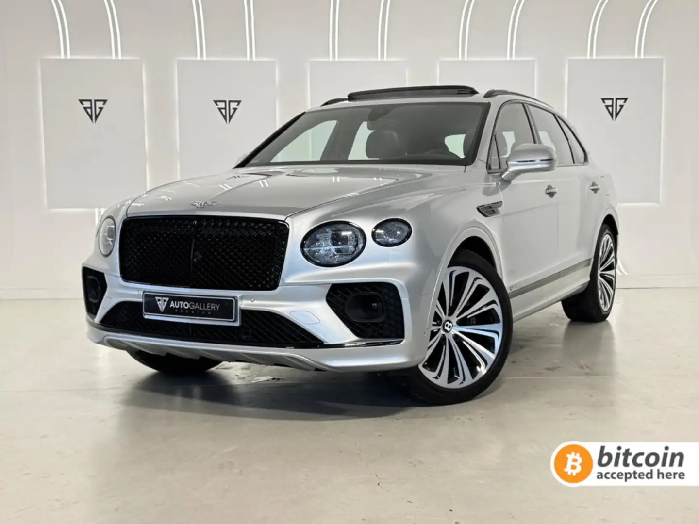 Bentley Bentayga Hybrid Plateado - 1