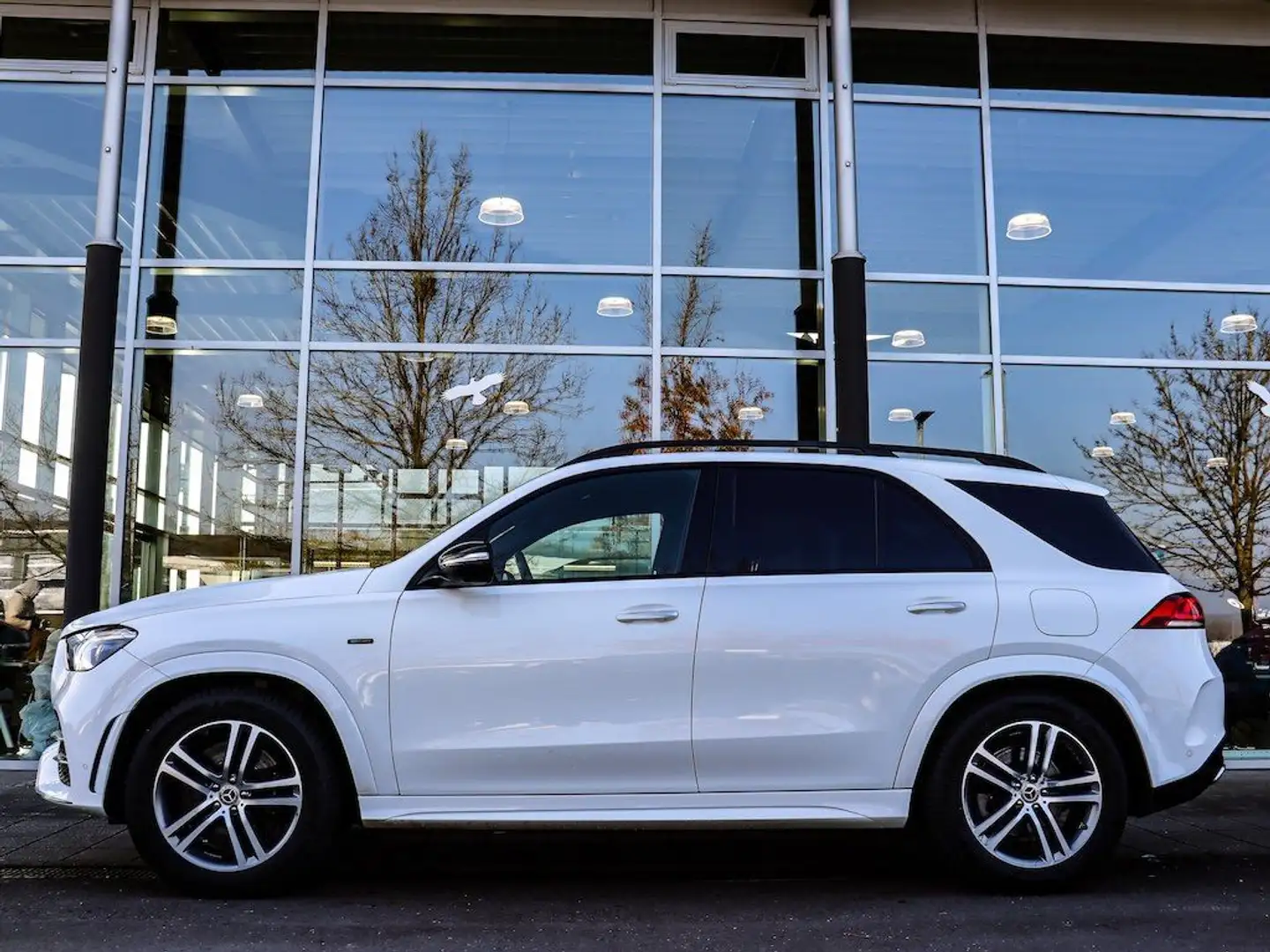 Mercedes-Benz GLE 350 de AMG Line 4Matic (EURO 6d) Weiß - 2
