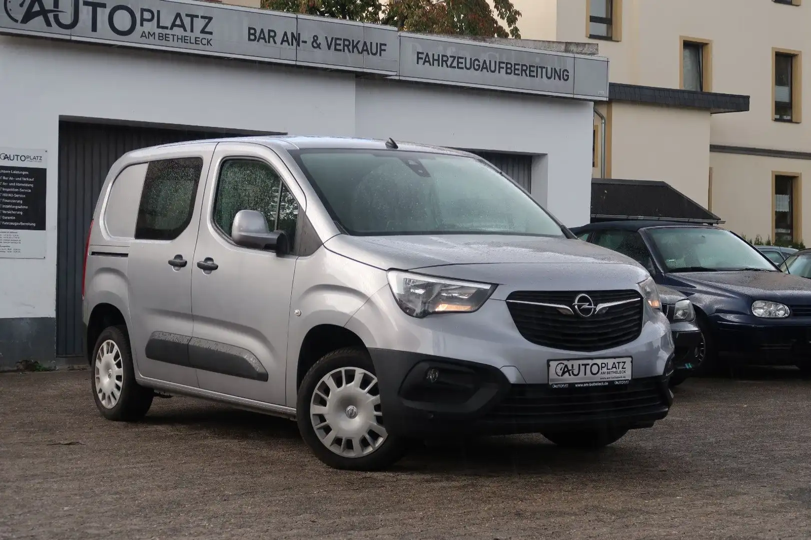 Opel Combo 1.5CDTI  *TEMPOMAT *KLIMA *PDC *BLUETOOTH Grau - 1