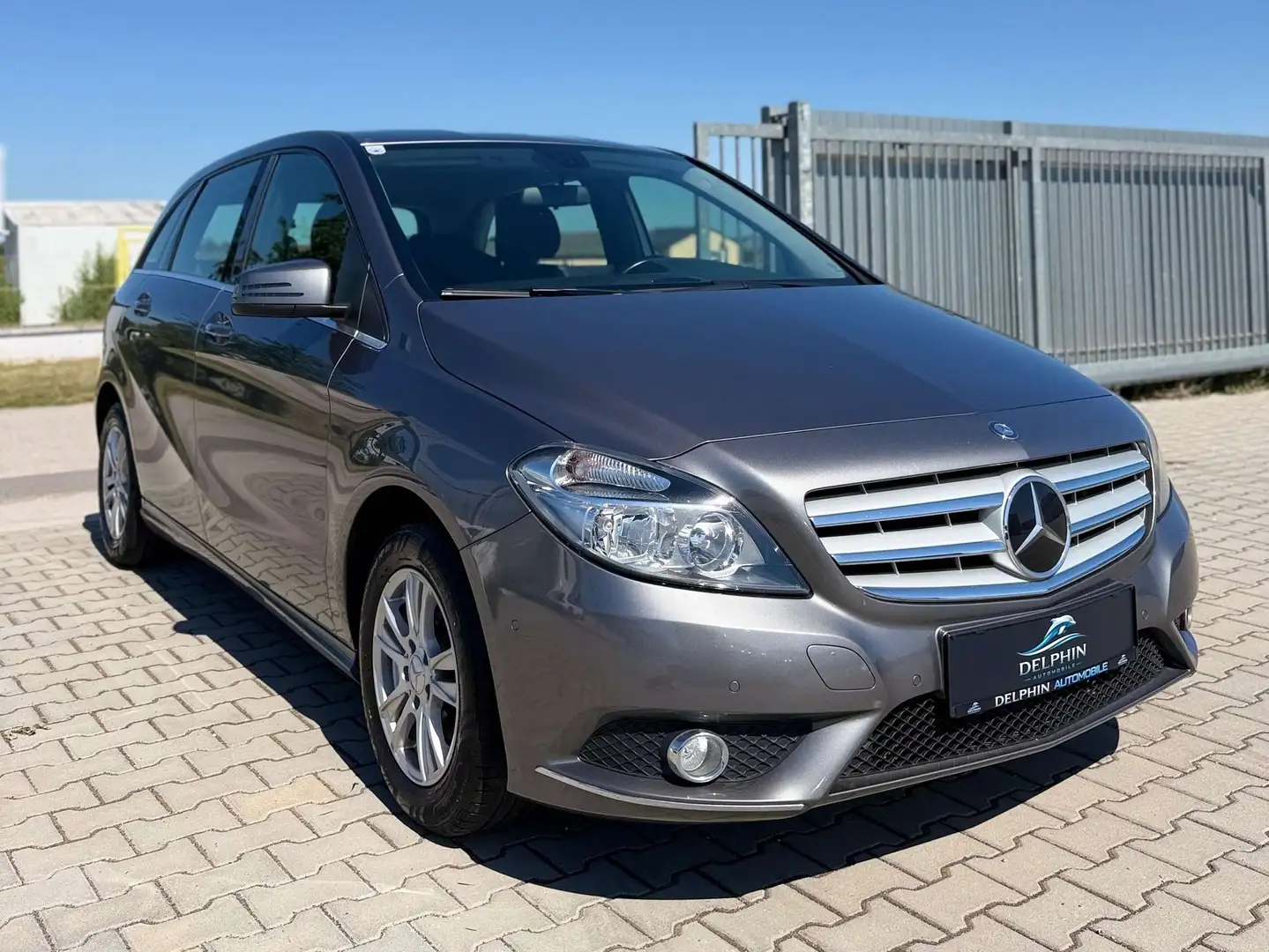 Mercedes-Benz B 180 B 180 CDI A-Edition Aut. A-Edition Grau - 1