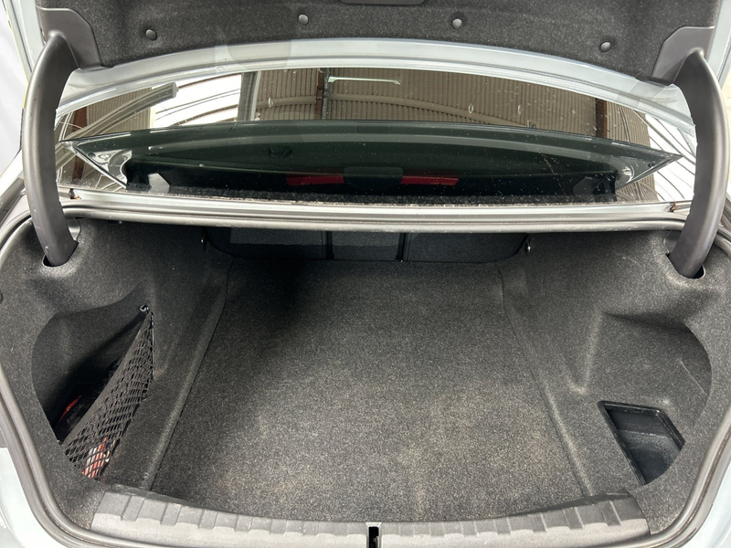 BMW 318 i M Sport Pro|19"LMR|HiFi|DrivingAss.|Parkass. — photo 15