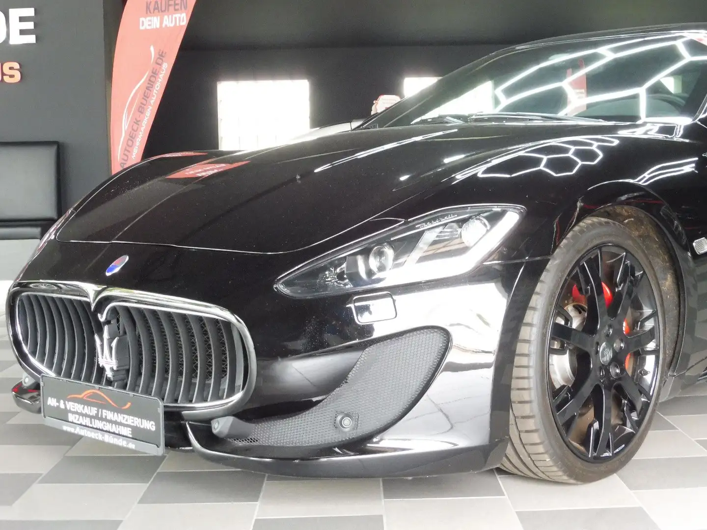 Maserati GranTurismo 4.7 V8 Sport BOSE/ALCANTARA Schwarz - 1