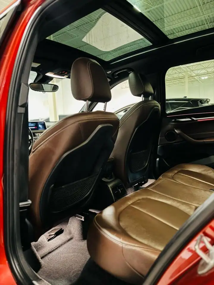 BMW X1 снимка BMW X1