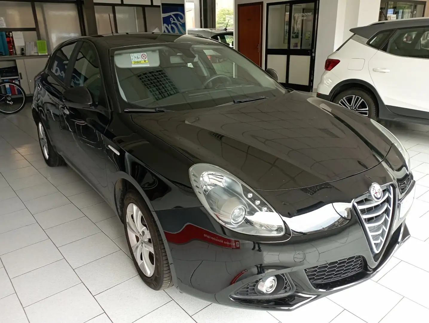 Alfa Romeo Giulietta Giulietta 1.6 jtdm Distinctive 120cv Schwarz - 1