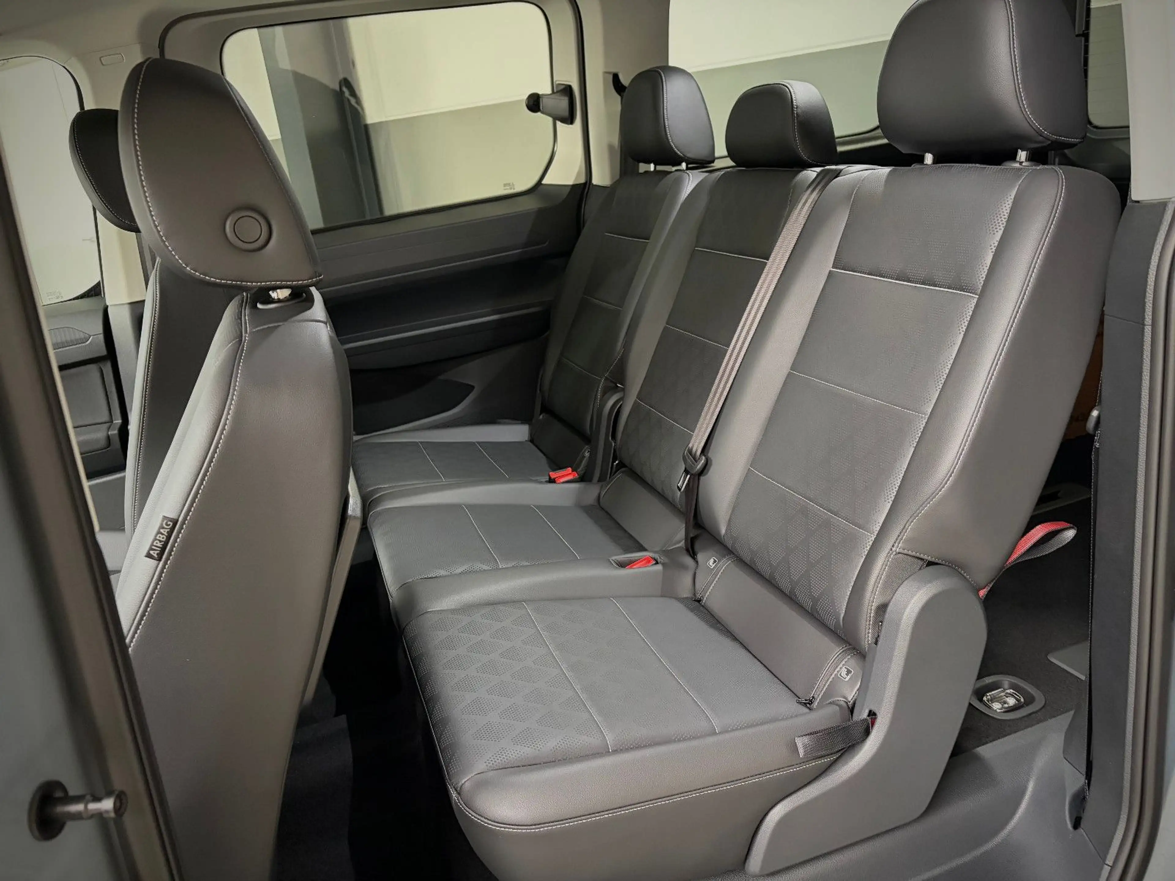 Ford Grand Tourneo Behindertengerecht Rollstuhlrampe — photo 12