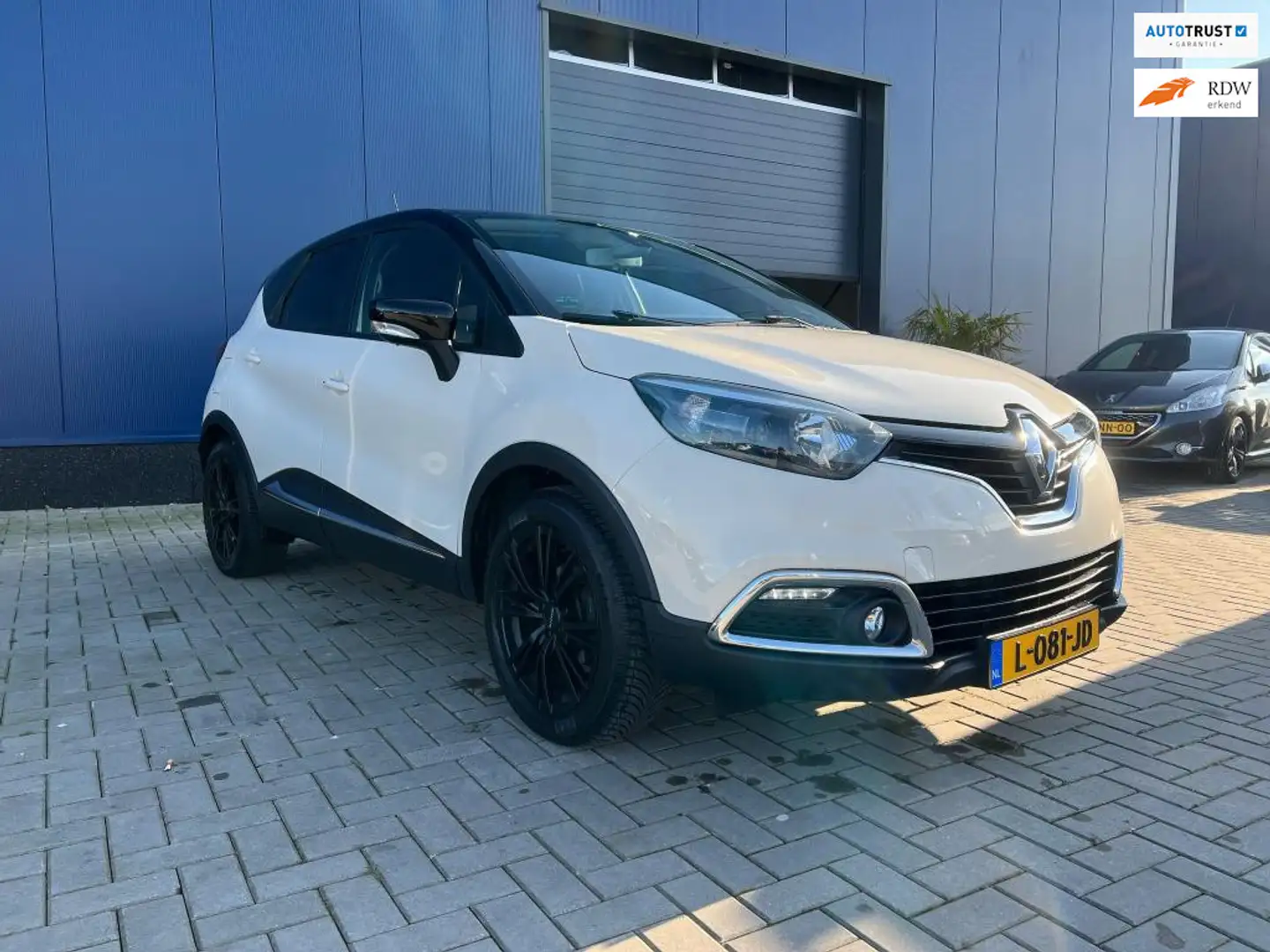 Renault Captur 0.9 TCe Dynamique / CRUISE CONTROL / NAVIGATIE / S Wit - 1