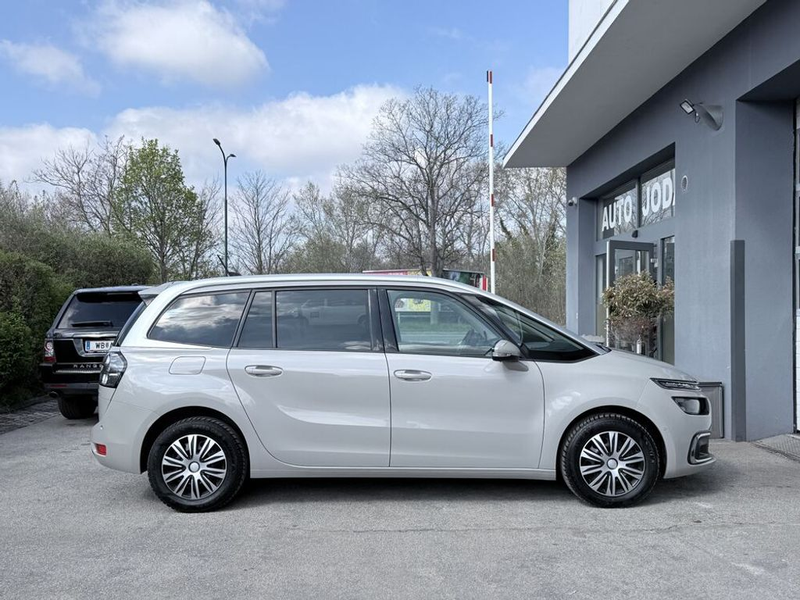 Citroen C4 SpaceTourer C4 Spacetourer PureTech 130 Feel **Kamera/Navi** — photo 8