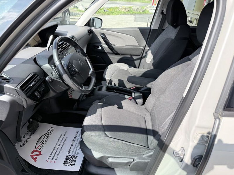 Citroen C4 SpaceTourer C4 Spacetourer PureTech 130 Feel **Kamera/Navi** — photo 10