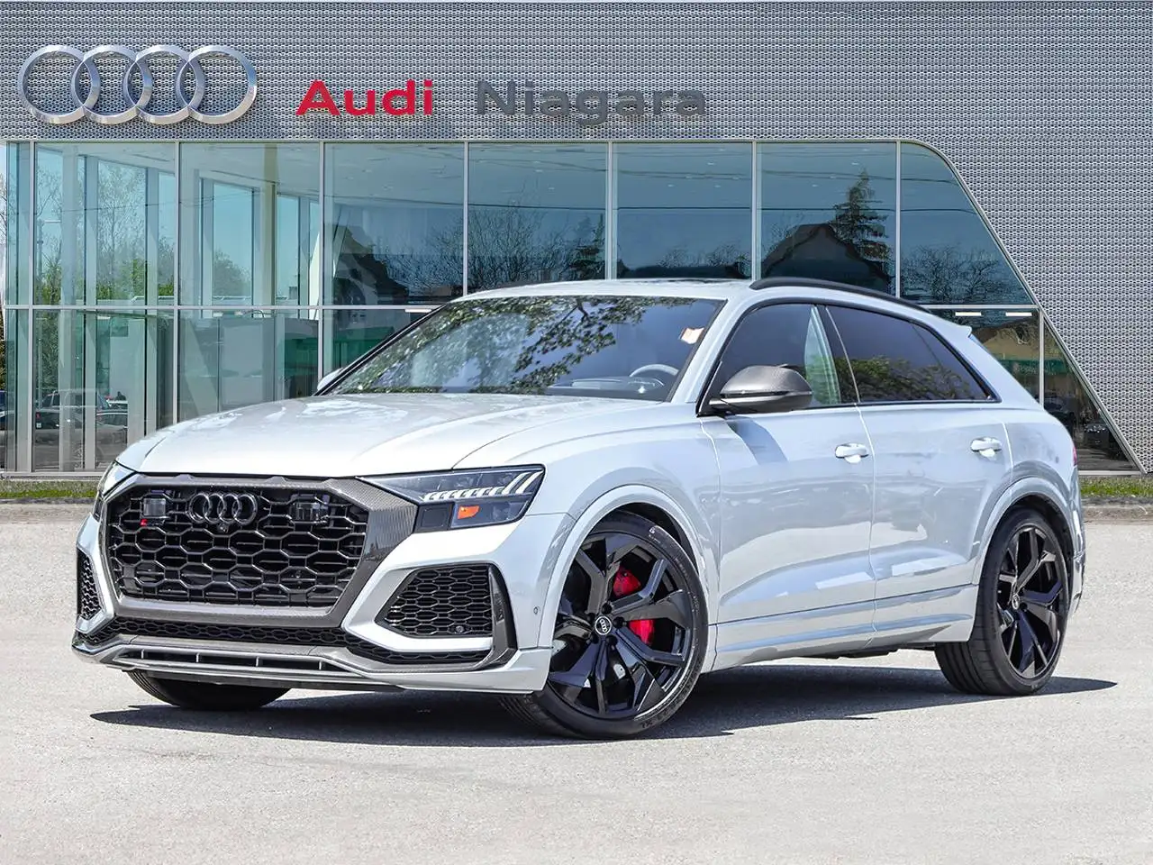 2024 Audi RS Q8