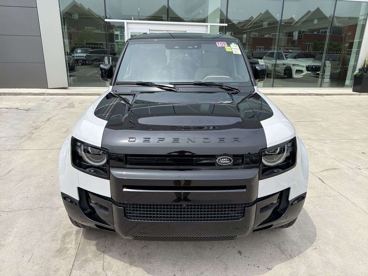 2026 Land Rover Defender 110 P400 X alt 3