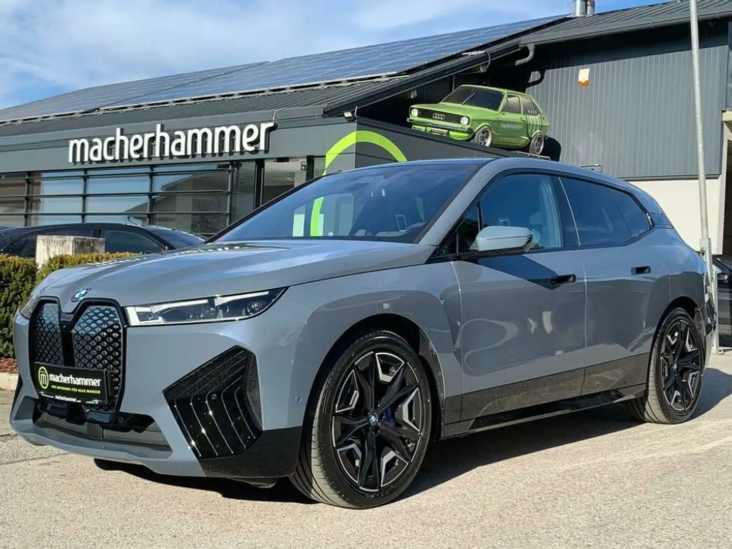 BMW iX 50 xDrive Sport *LASER**SITZKL*H&K*HUD*360°*22'' Grau - 1
