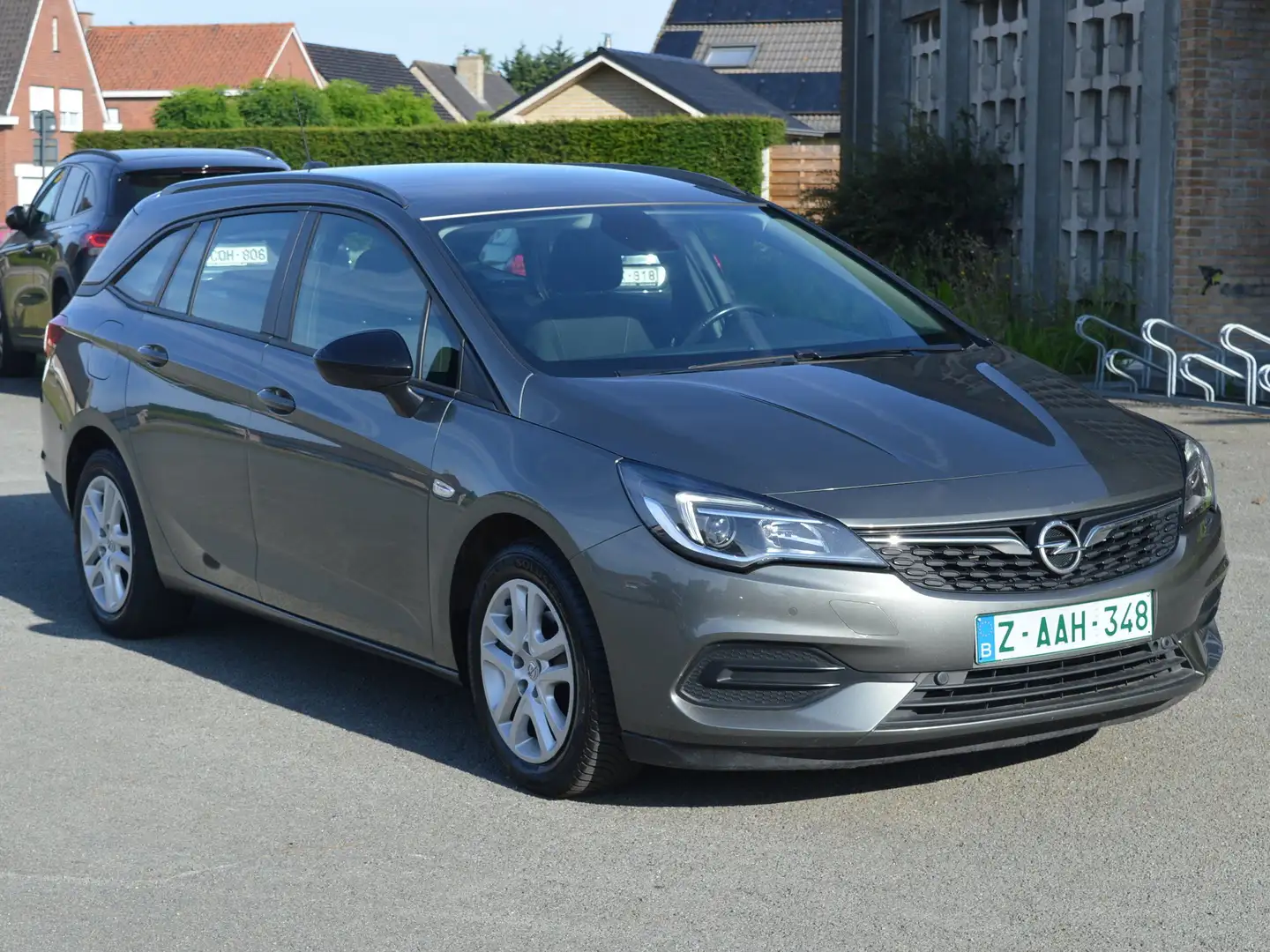 Opel Astra 1.2 Turbo Start/Stop Sports Tourer Edition Grau - 2