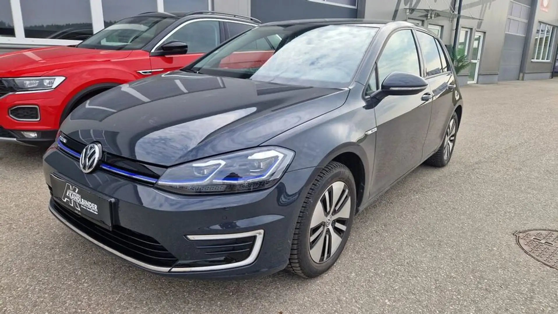 Volkswagen e-Golf 35,8kWh (mit Batterie) Grau - 1