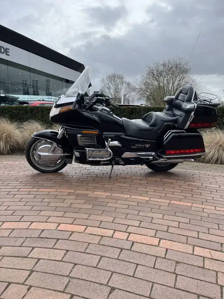 Honda GL 1500 - foto 3