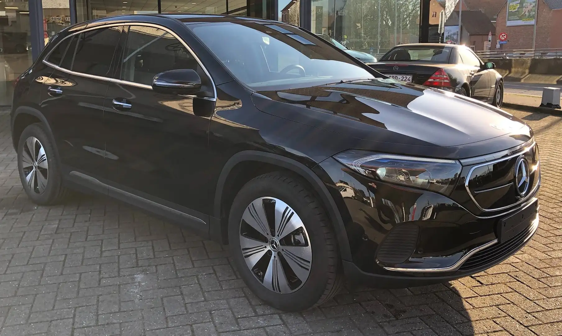Mercedes-Benz EQA 250 360° Camera| Keyless GO|Dodehoek assist|carplay Noir - 1