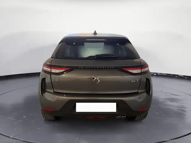 DS Automobiles DS 3 Crossback view 5